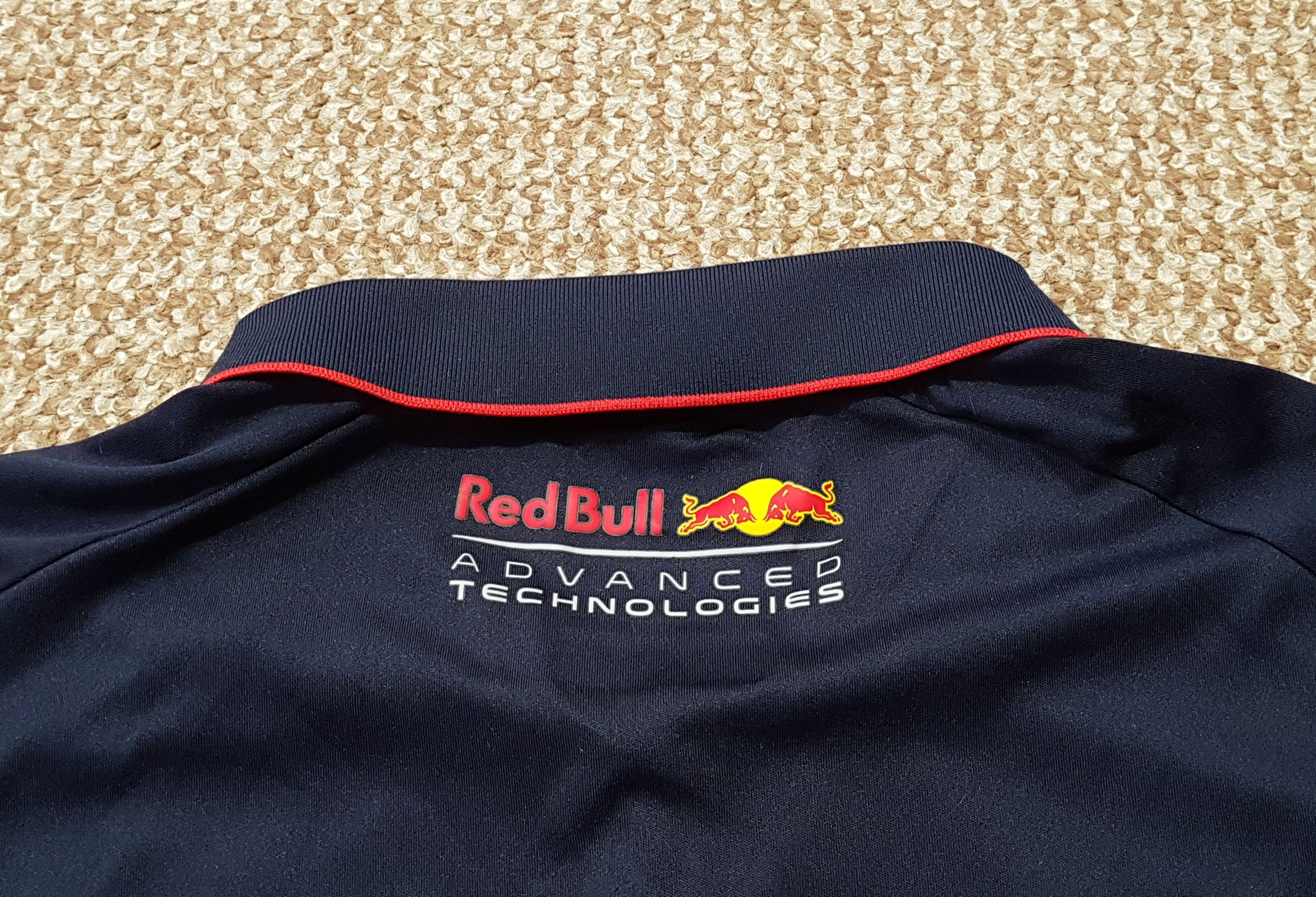 Castore Castore Oracle Red Bull Racing Polo Shirt sz L Size US L / EU 52-54 / 3 - 4 Thumbnail
