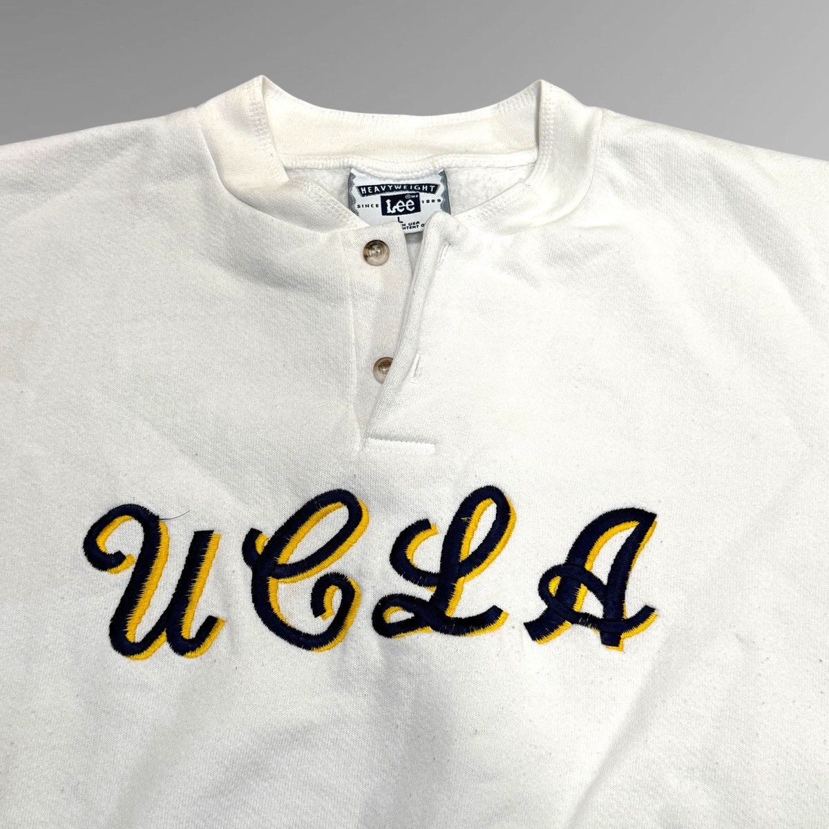 Lee Vintage UCLA Embroidered Henley Crewneck Sweatshirt Size US L / EU 52-54 / 3 - 2 Thumbnail