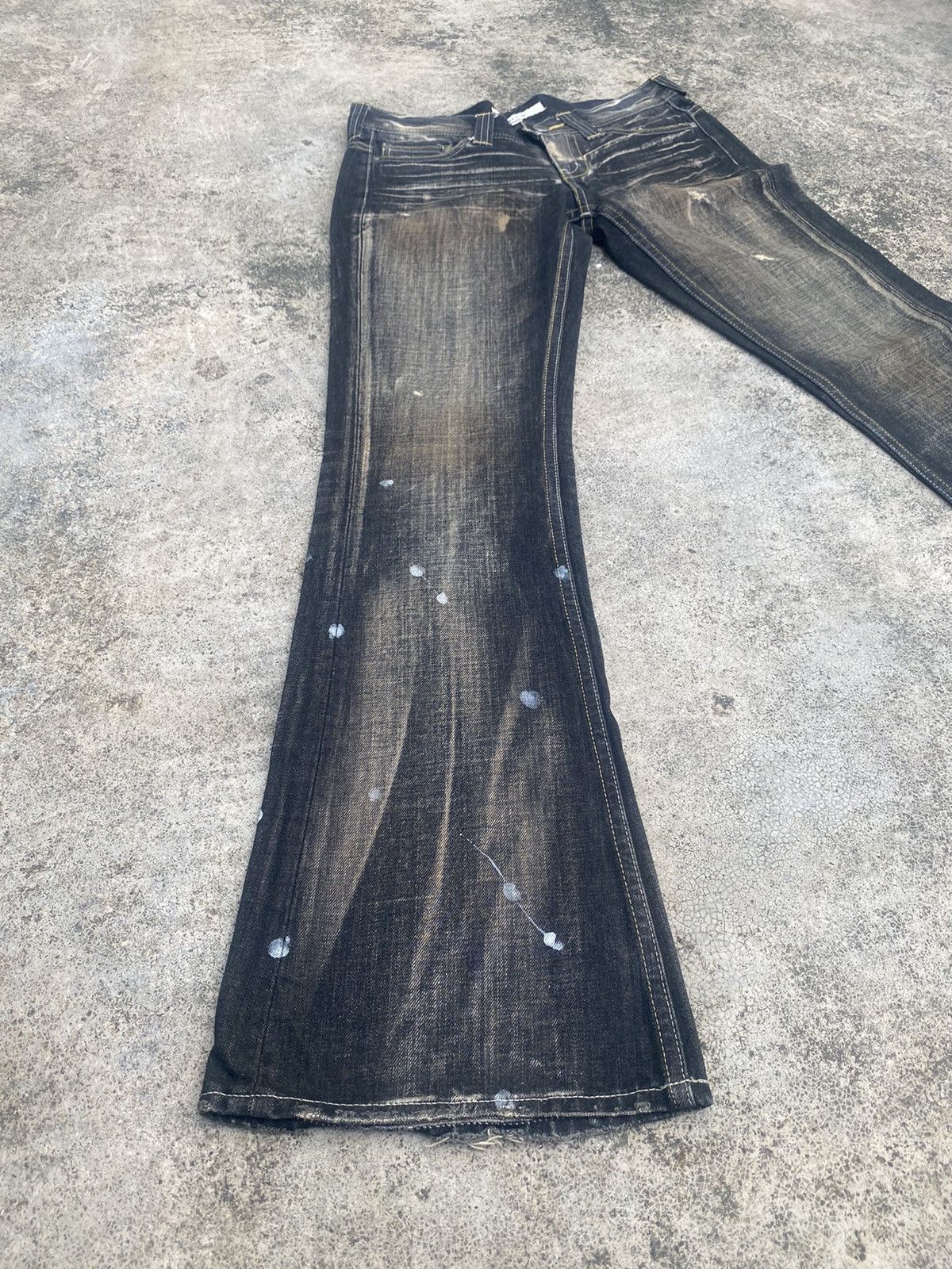 If Six Was Nine × Japanese Brand Flare Jeans Varosh Honeycomb Mud Painted Bootcut Size US 32 / EU 48 - 1 Thumbnail