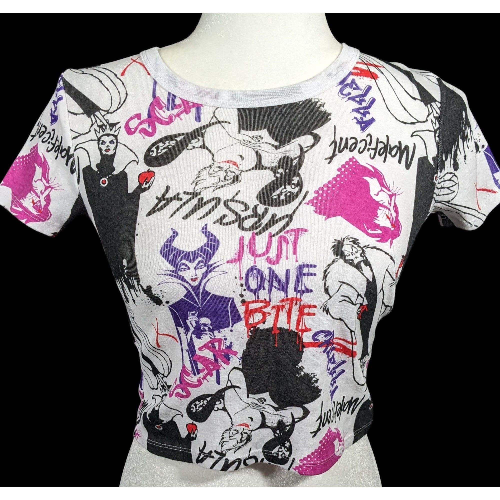 Disney Disney Villains Allover Icon Print Cropped Tee Size XS Size XS / US 0-2 / IT 36-38 - 1 Thumbnail