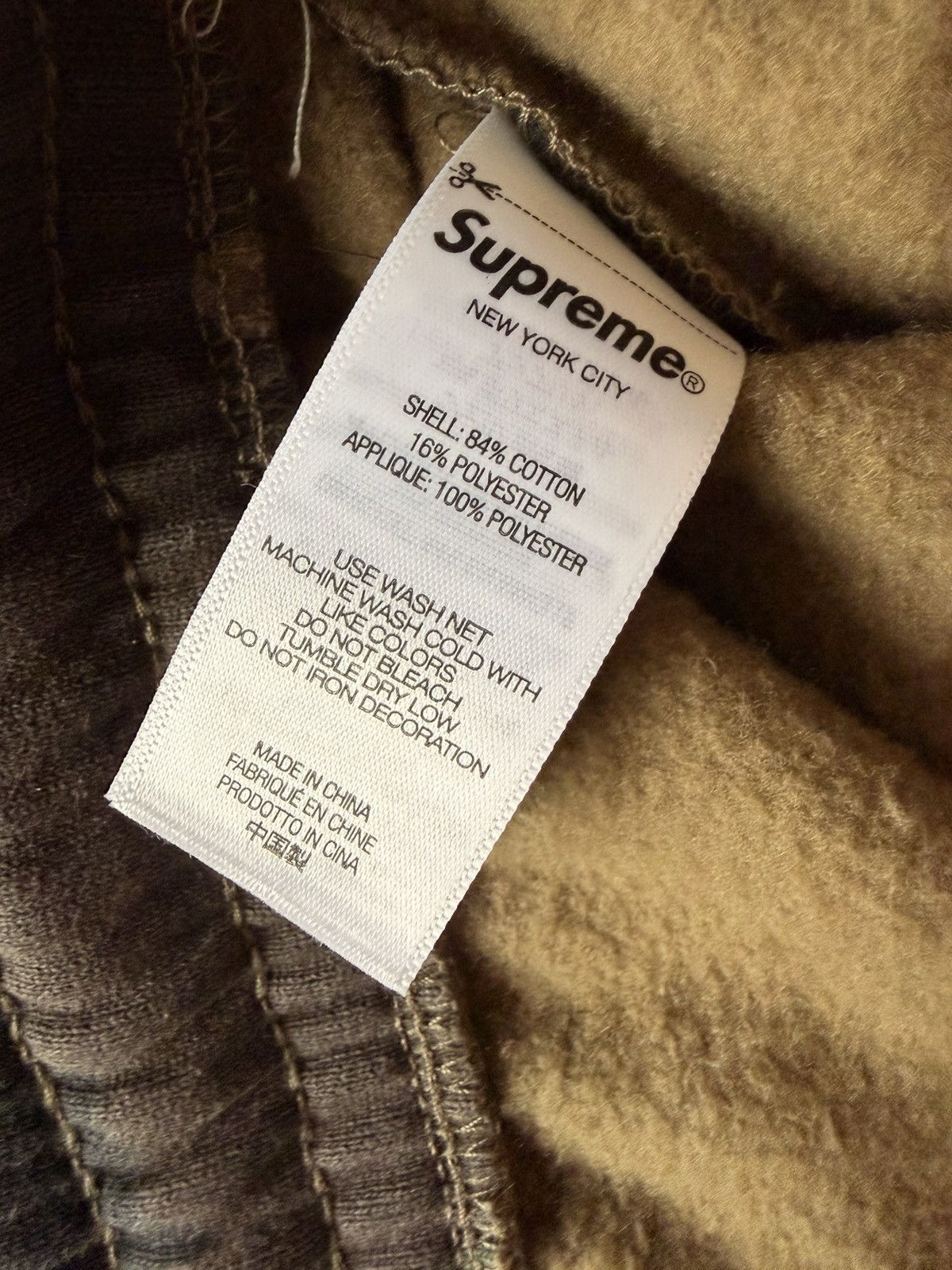 Supreme Supreme Satin Appliqué Sweatpant ‘Woodland Camo’ Size US 38 / EU 54 - 5 Thumbnail