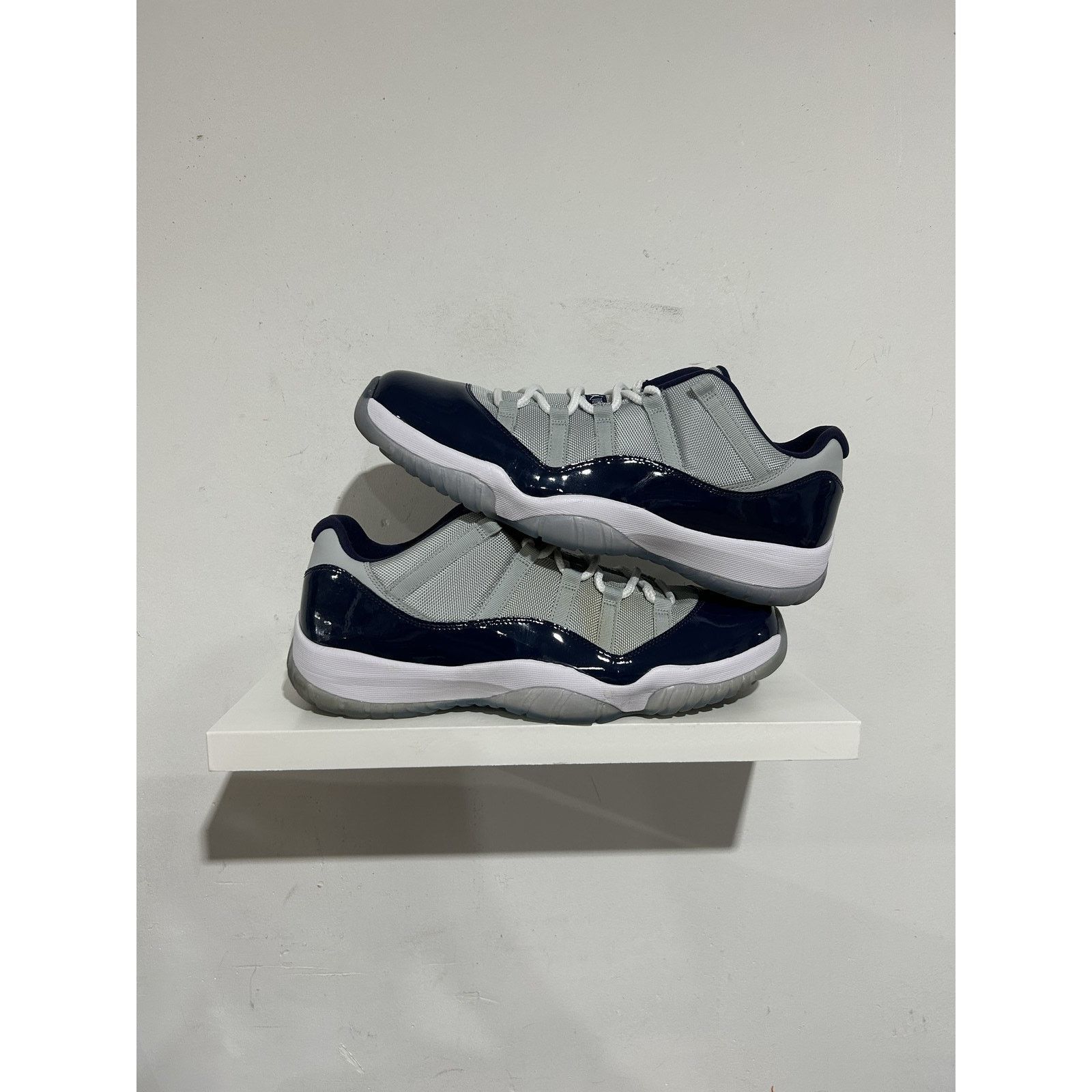 Jordan Brand JORDAN 11 LOW GEORGETOWN SIZE 14 PREOWNED Size US 14 / EU 47 - 1 Thumbnail
