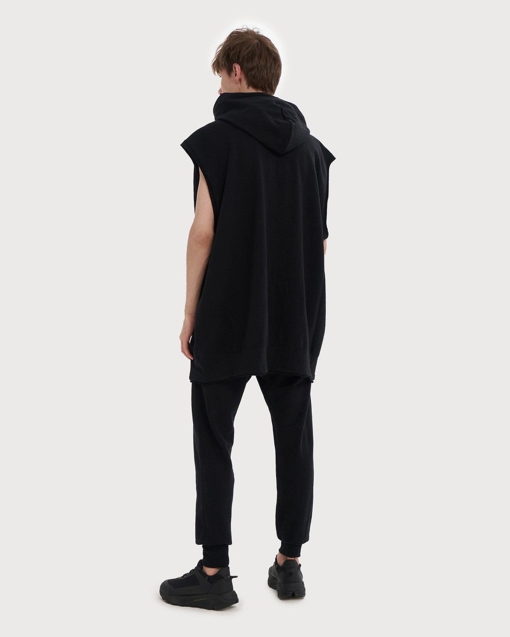 Nude: Masahiko Maruyama NUDE: MASAHIKO MARUYAMA DRAWSTRING SLEEVELESS HOODIE Size US M / EU 48-50 / 2 - 2 Thumbnail