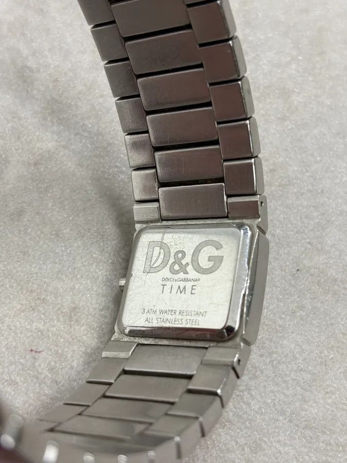 Dolce & Gabbana 2000s Dolce & Gabbana Red Crocodile Effect Watch Size ONE SIZE - 7 Thumbnail