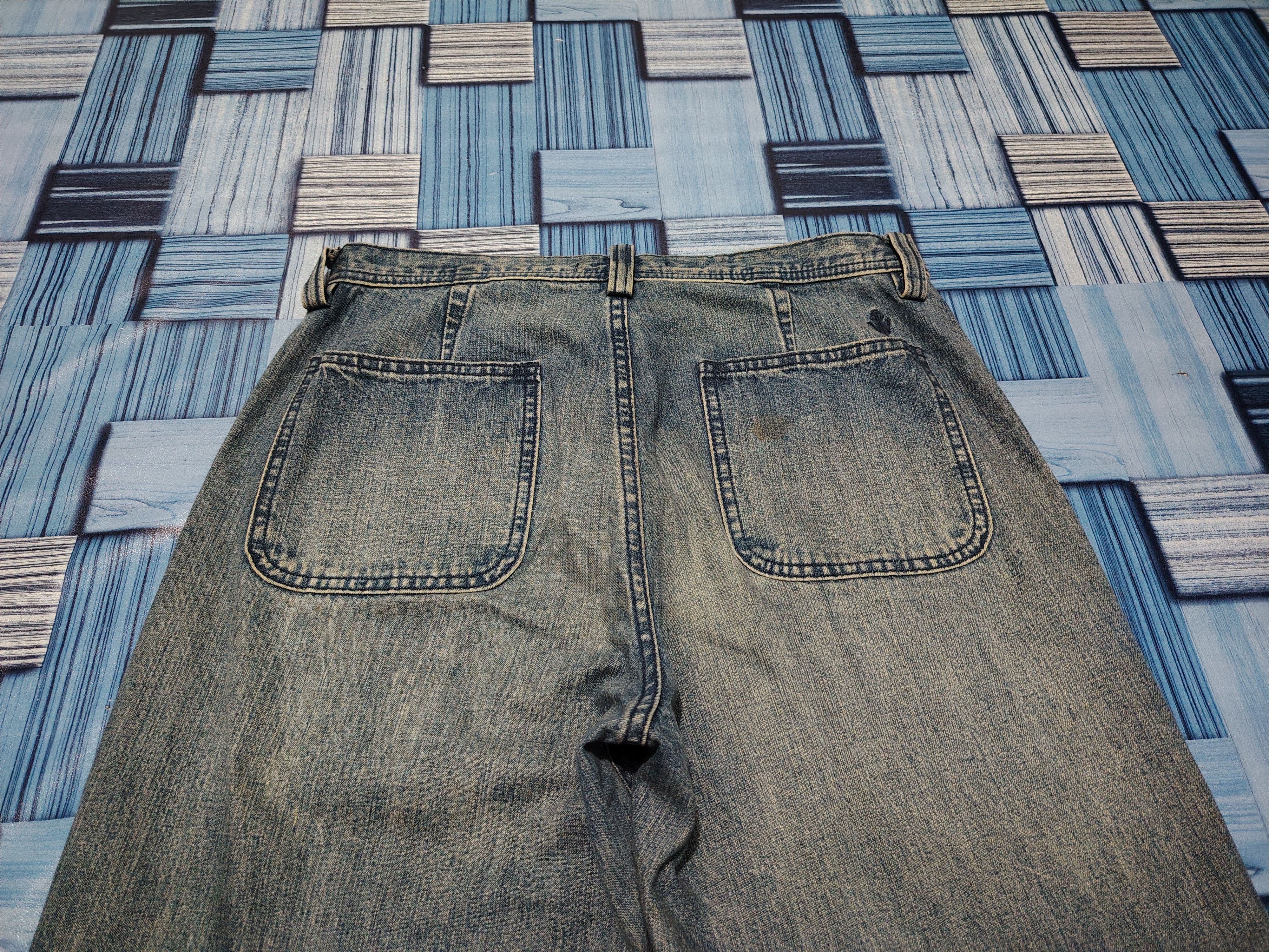 JW Anderson × Uniqlo Japanese JW Anderson Uniqlo Distressed jeans Size US 30 / EU 46 - 12 Thumbnail