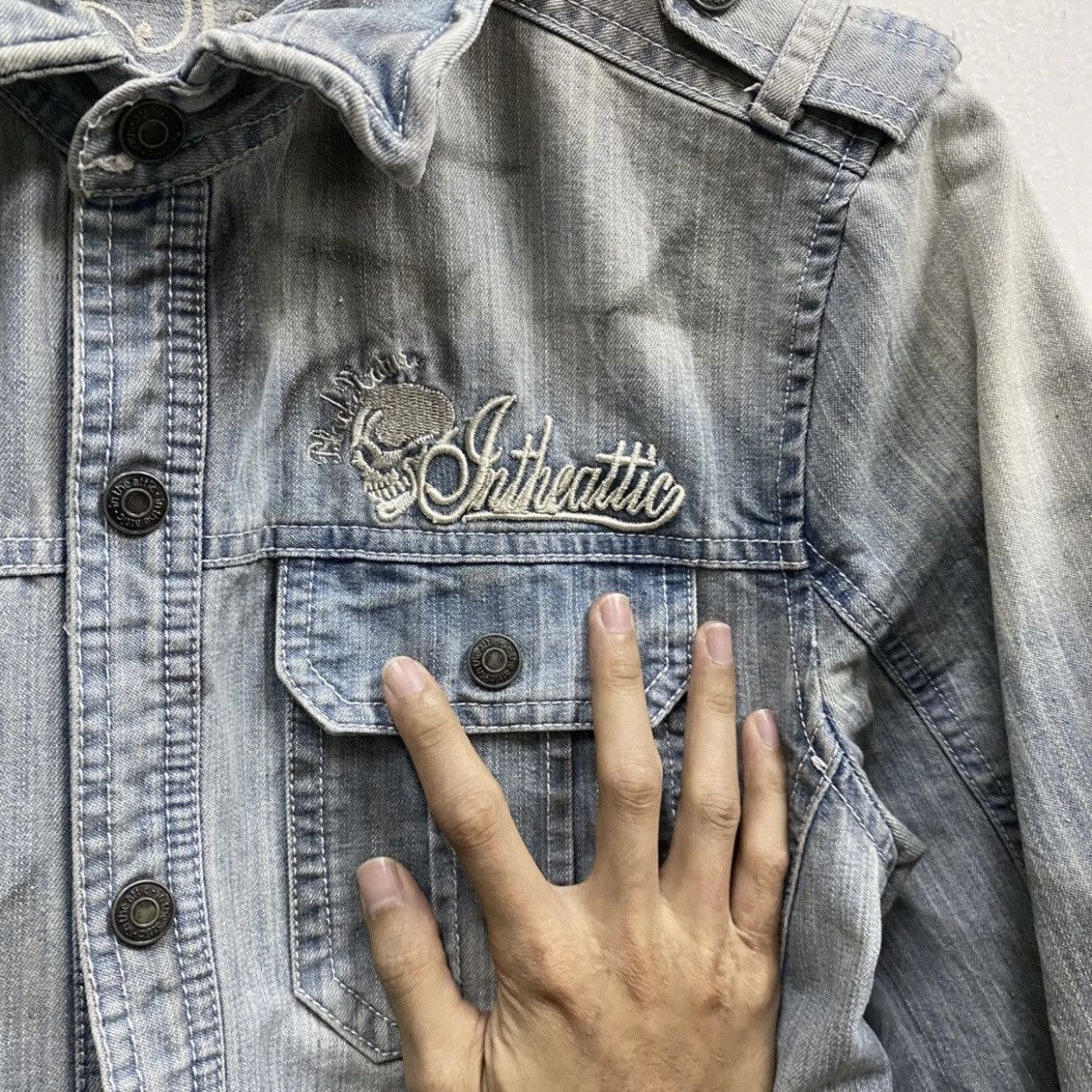 In The Attic IN THE ATTIC Japanese Brand Y2K Grunge Distressed DenimShirt Size US M / EU 48-50 / 2 - 9 Thumbnail