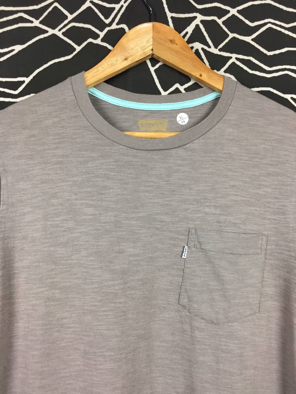 Levi's × Vintage Levi's Strauss & Co. Basic Pocket Essential Tee Size L Size US L / EU 52-54 / 3 - 3 Thumbnail