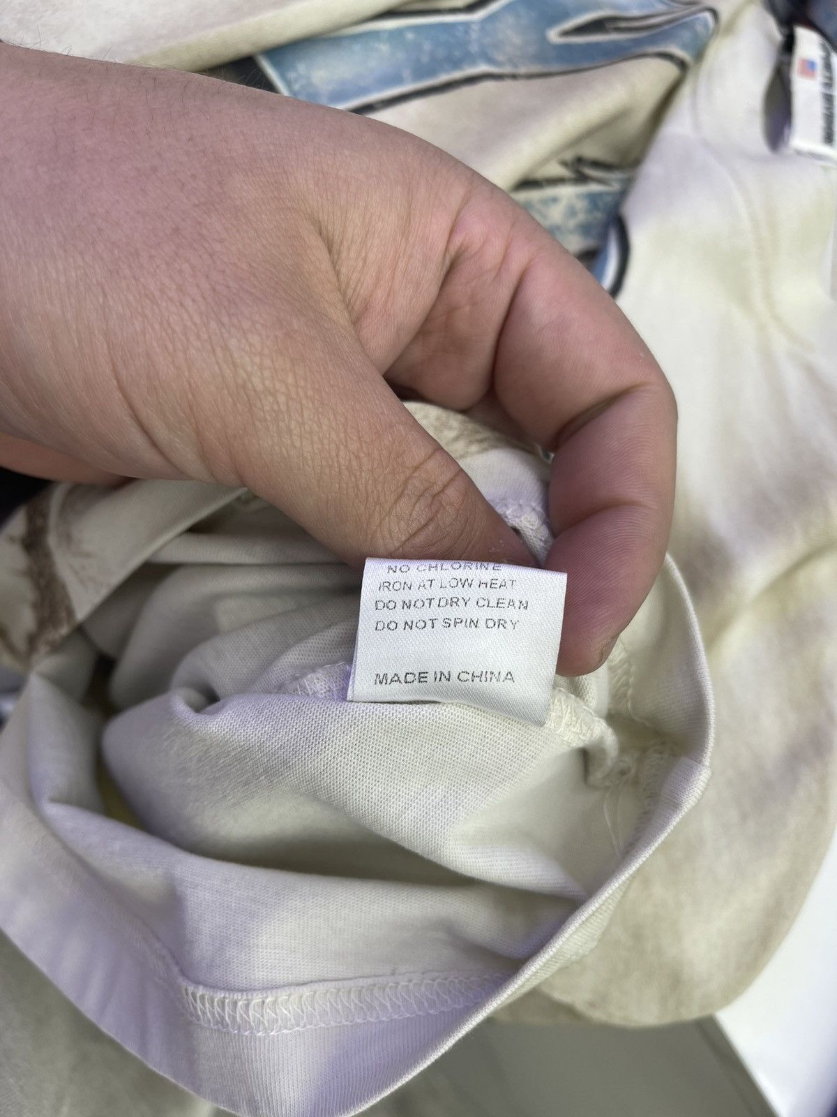Vale Vale lives MLK tee cream Size US L / EU 52-54 / 3 - 6 Thumbnail