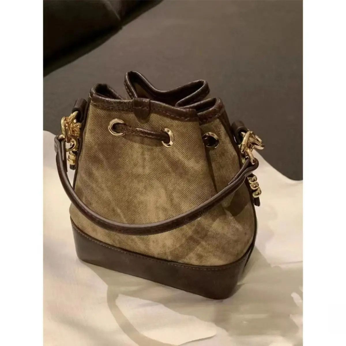 Vintage Retro Bucket Bag Size ONE SIZE - 4 Thumbnail