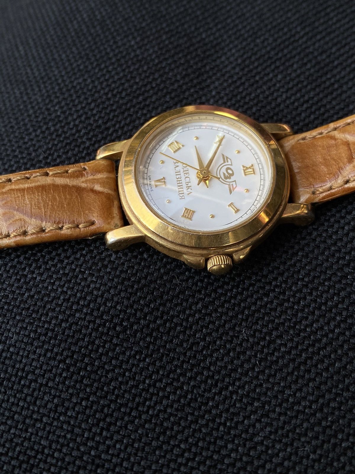 Vintage Odesa Railway Gold Watch | Rare Collectible Size ONE SIZE - 9 Thumbnail