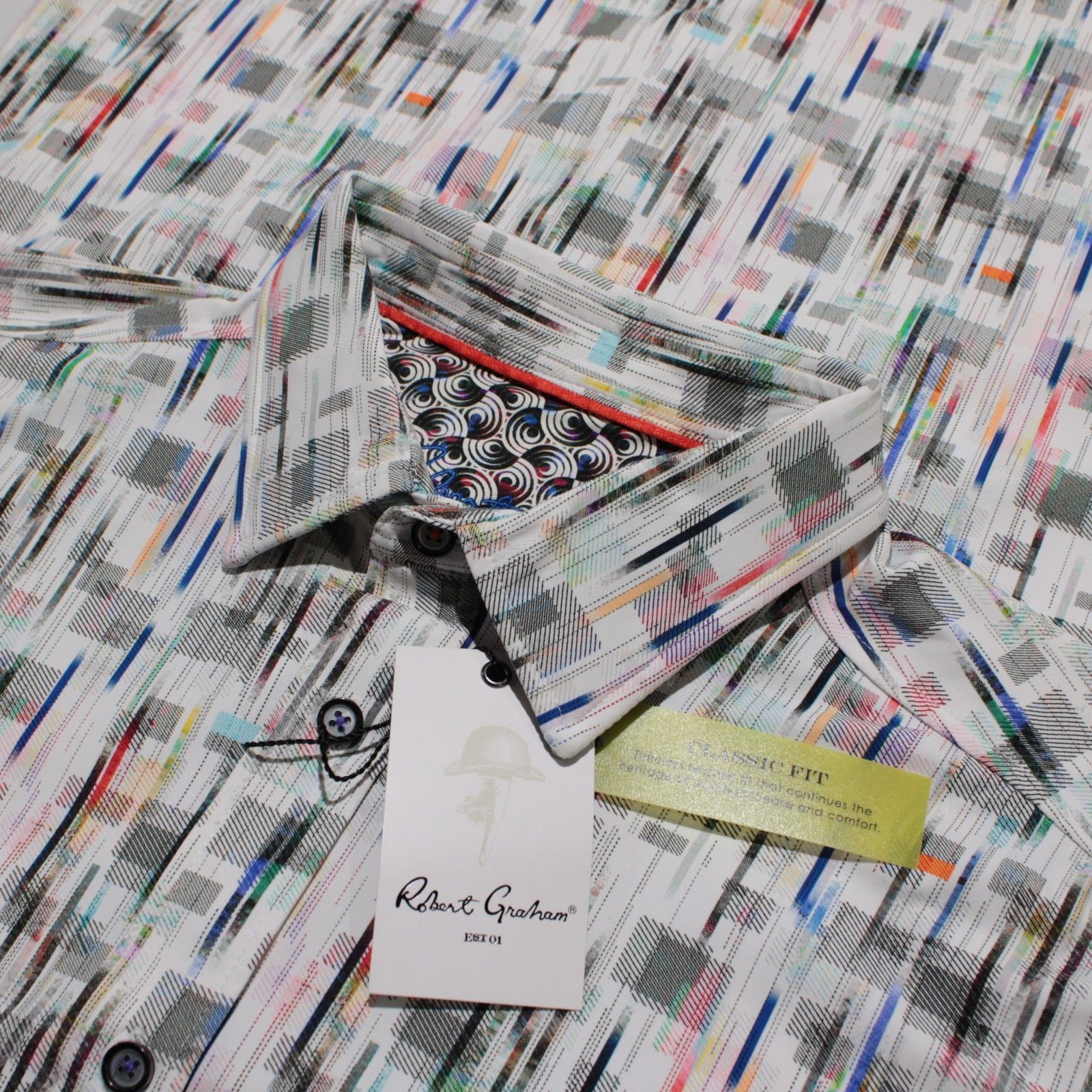 Robert Graham Robert Graham New with tags Shirt Size S US In White Size US S / EU 44-46 / 1 - 1 Thumbnail