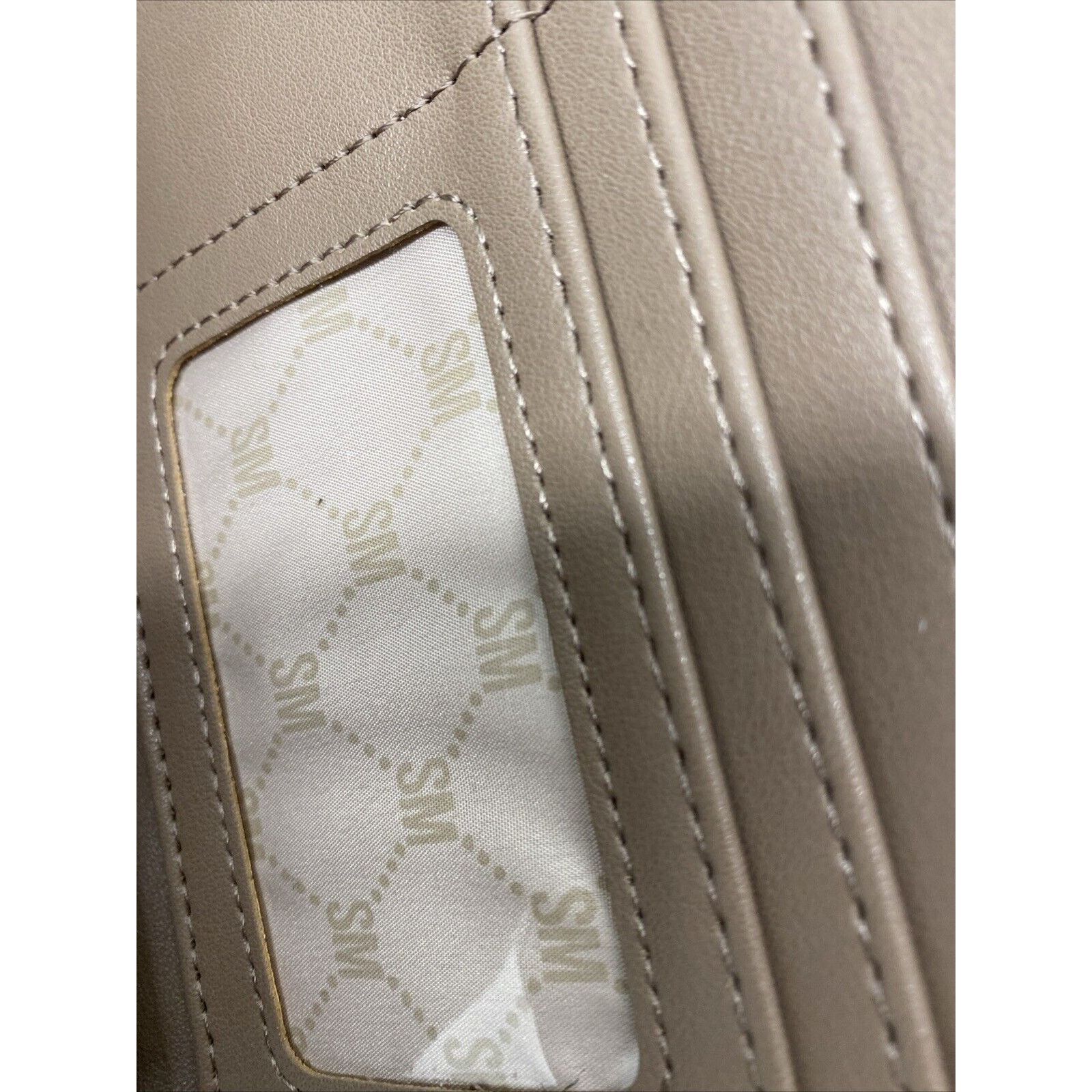 Steve Madden Steve Madden Zip Around Wristlet Wallet Nude NEW Size ONE SIZE - 8 Thumbnail