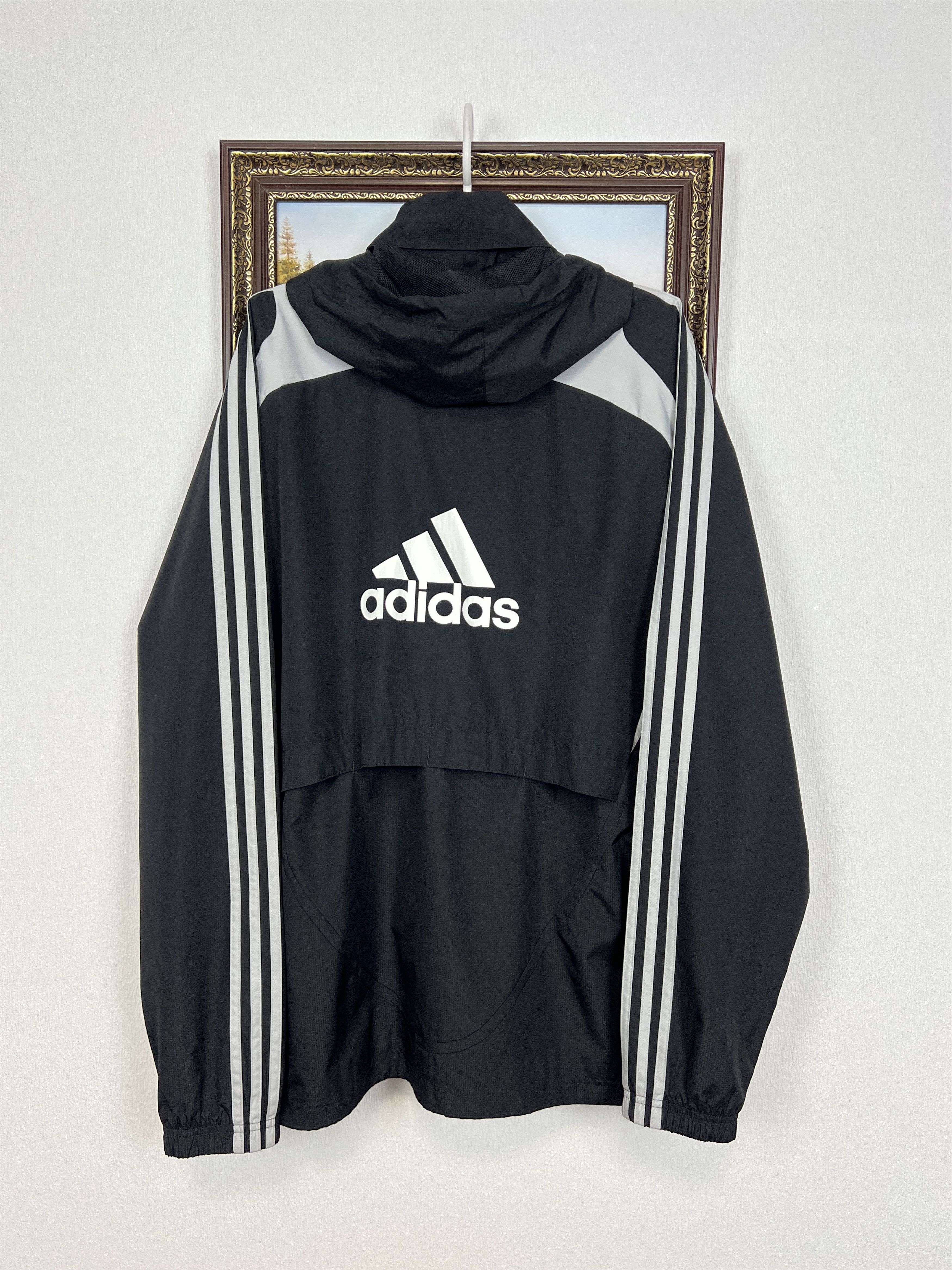 Adidas Vintage Adidas Liverpool Football Jacket Soccer Track Top Size US L / EU 52-54 / 3 - 13 Thumbnail