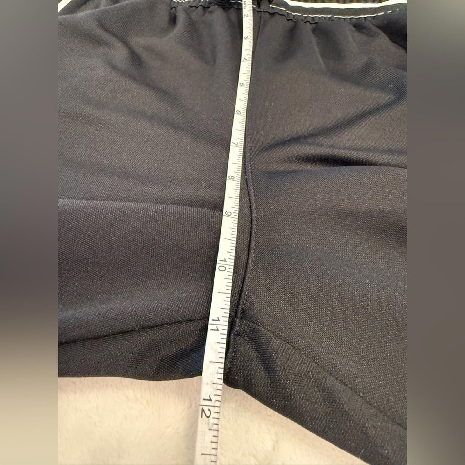 Adidas Adidas black crop jogger drawstring waist pockets zip legs M Size 32" / US 10 / IT 46 - 7 Thumbnail