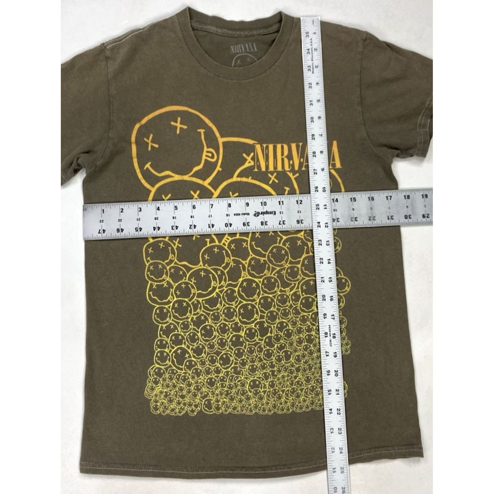 Olive Nirvana Graphic T-shirt Women Small Olive Green Short Sleeve Music Shirt XS? Size S / US 4 / IT 40 - 5 Thumbnail