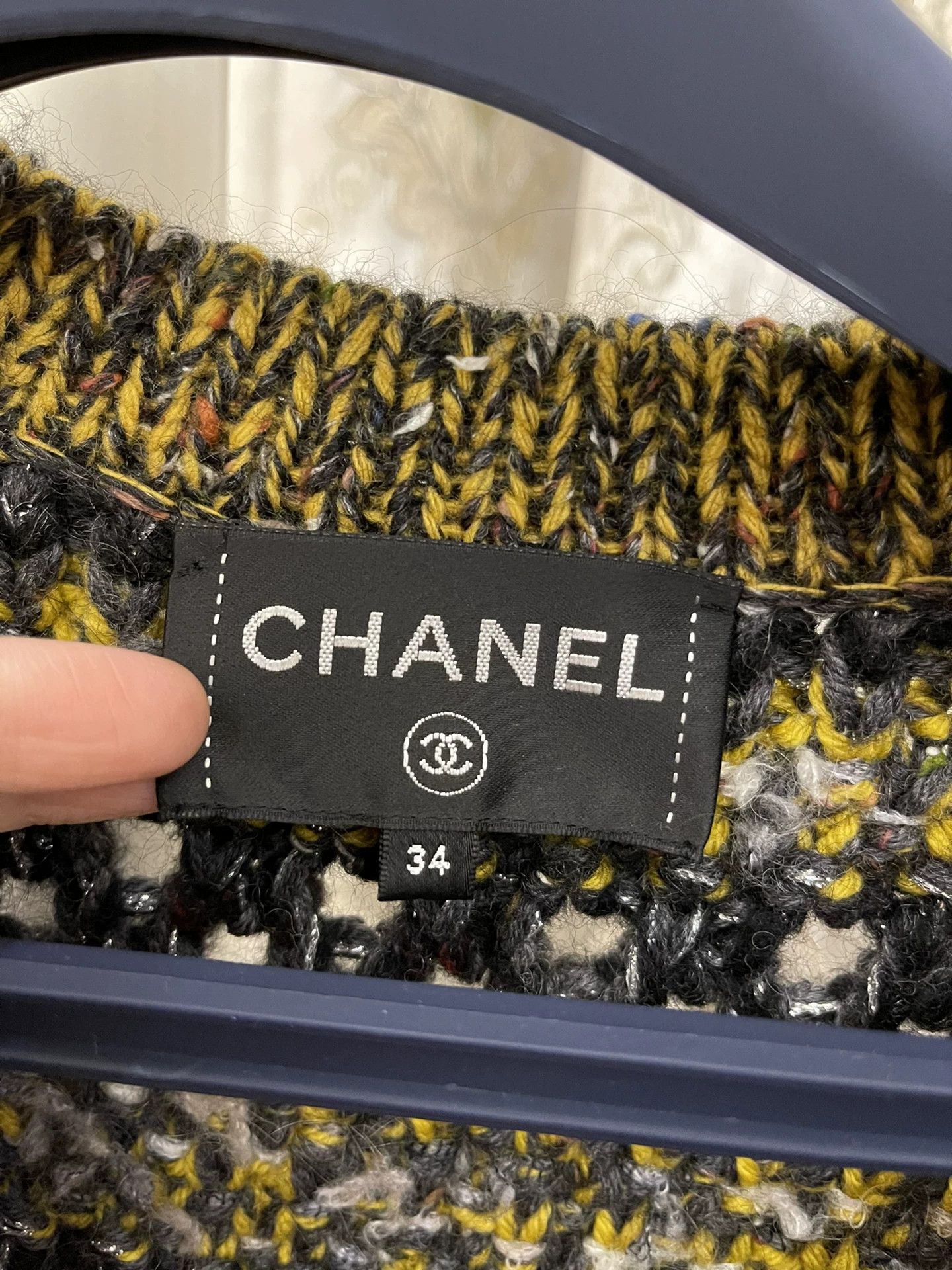 Chanel Chanel Knit Cardigan Liu Wen Style Size 34 Authentic Size XS / US 0-2 / IT 36-38 - 4 Thumbnail