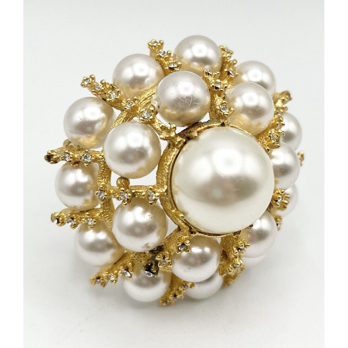 Kenneth Jay Lane KJL Laguna Kenneth Jay Lane Faux Pearl Cluster Gold Brooch P Size ONE SIZE - 2 Thumbnail