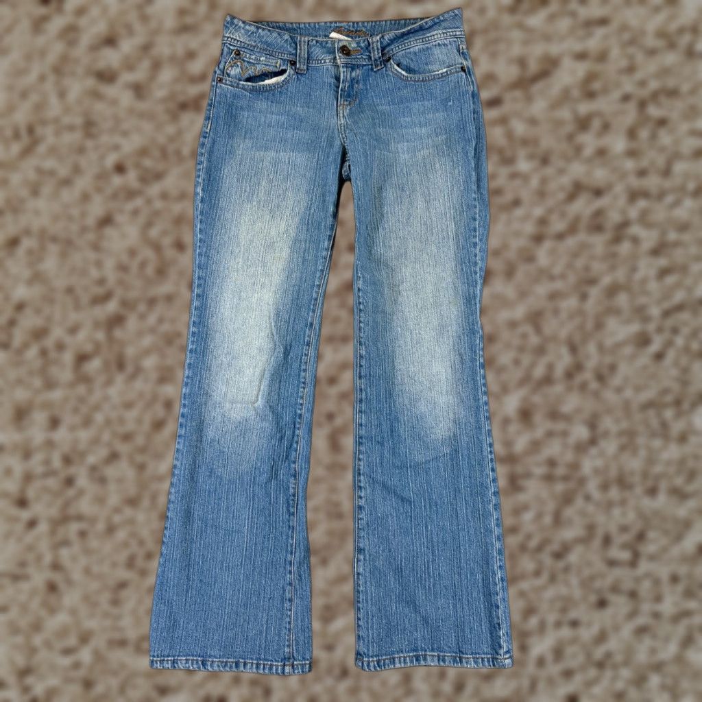 Jordache Jordache Jeans Womens 9 Blue Denim Low Rise Bootcut Stretch Cotton Blend Jeans Size 30" / US 8 / IT 44 - 1 Thumbnail