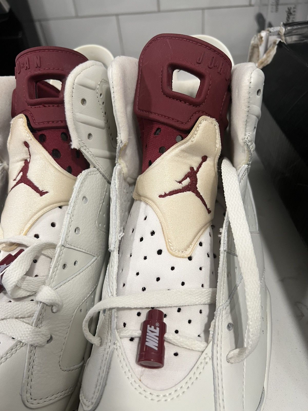 Jordan Brand Nike Jordan 6 maroon retro 2015 sz 8 Size US 8 / EU 41 - 12 Thumbnail