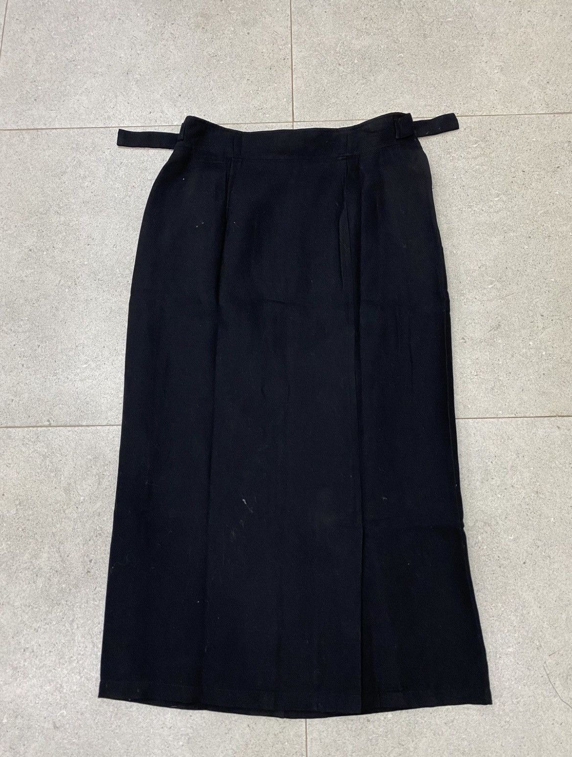 Y's Y's Midi Skrit With Buckle Size 30" / US 8 / IT 44 - 1 Thumbnail
