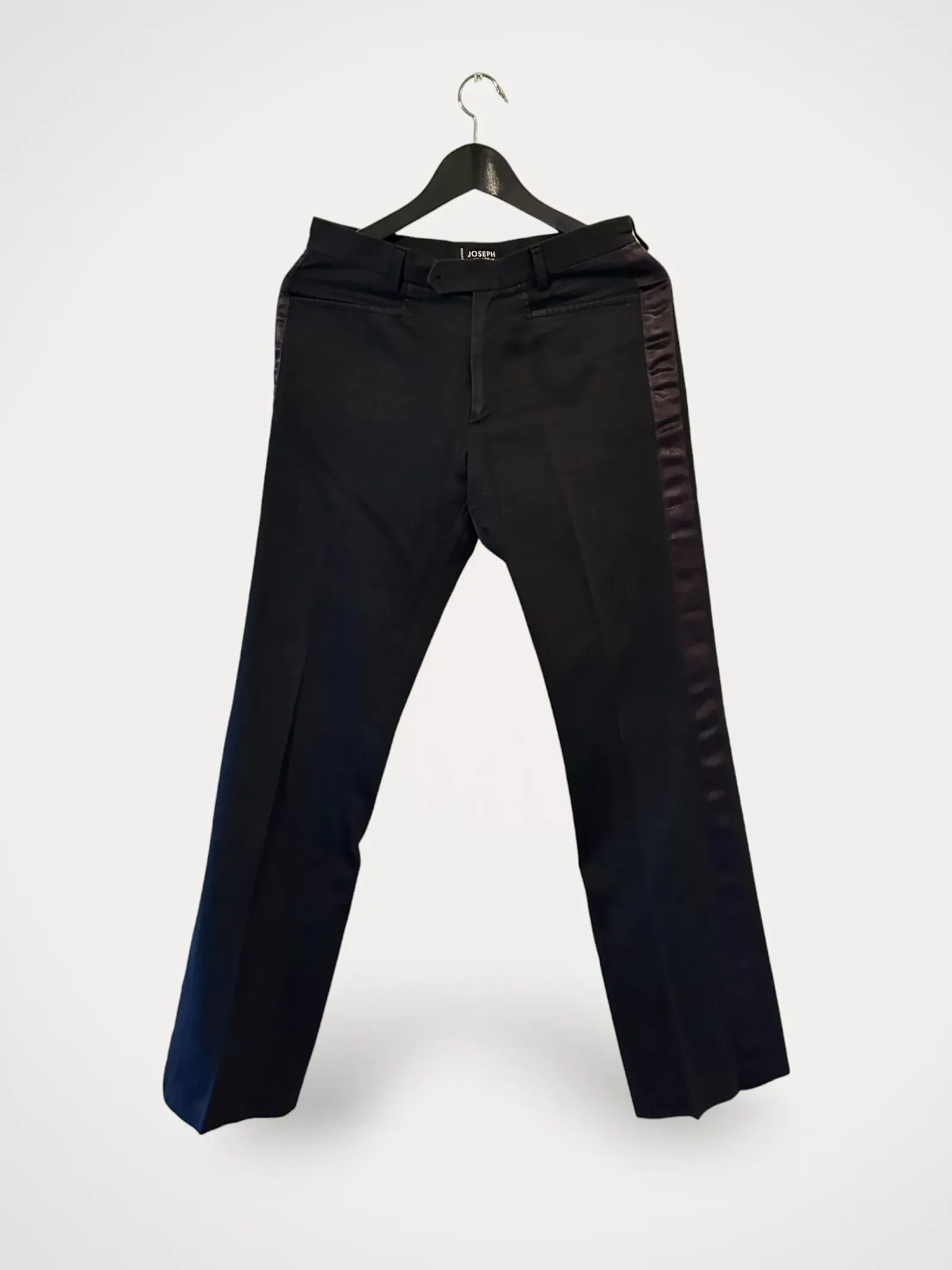Joseph smoking Pants