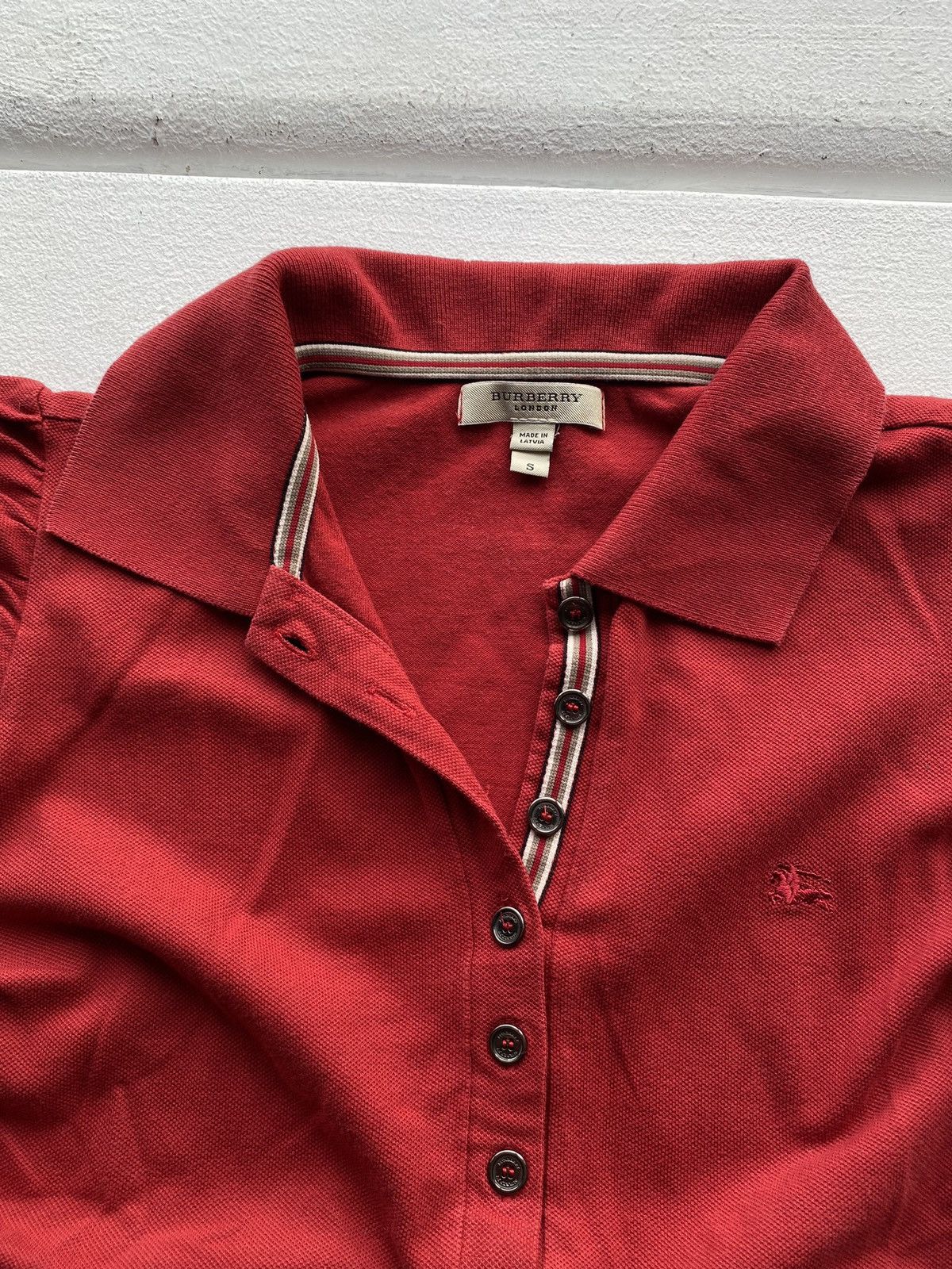 Burberry × Designer × Vintage Luxury Burberry Red Womens Designer Polos Shirt Rare Size S / US 4 / IT 40 - 2 Thumbnail