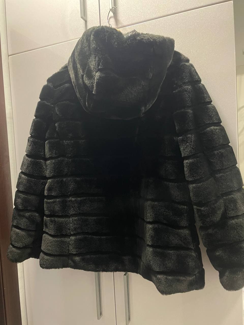 Other Wooman winter fur jacket Size L / US 10 / IT 46 - 3 Thumbnail