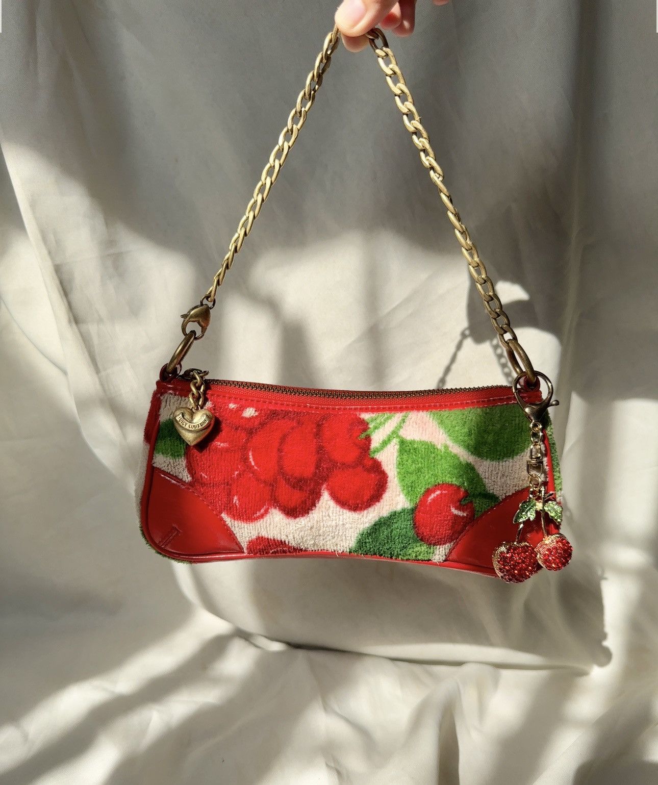 Juicy Couture Juicy Couture Cherry Pochette Baguette