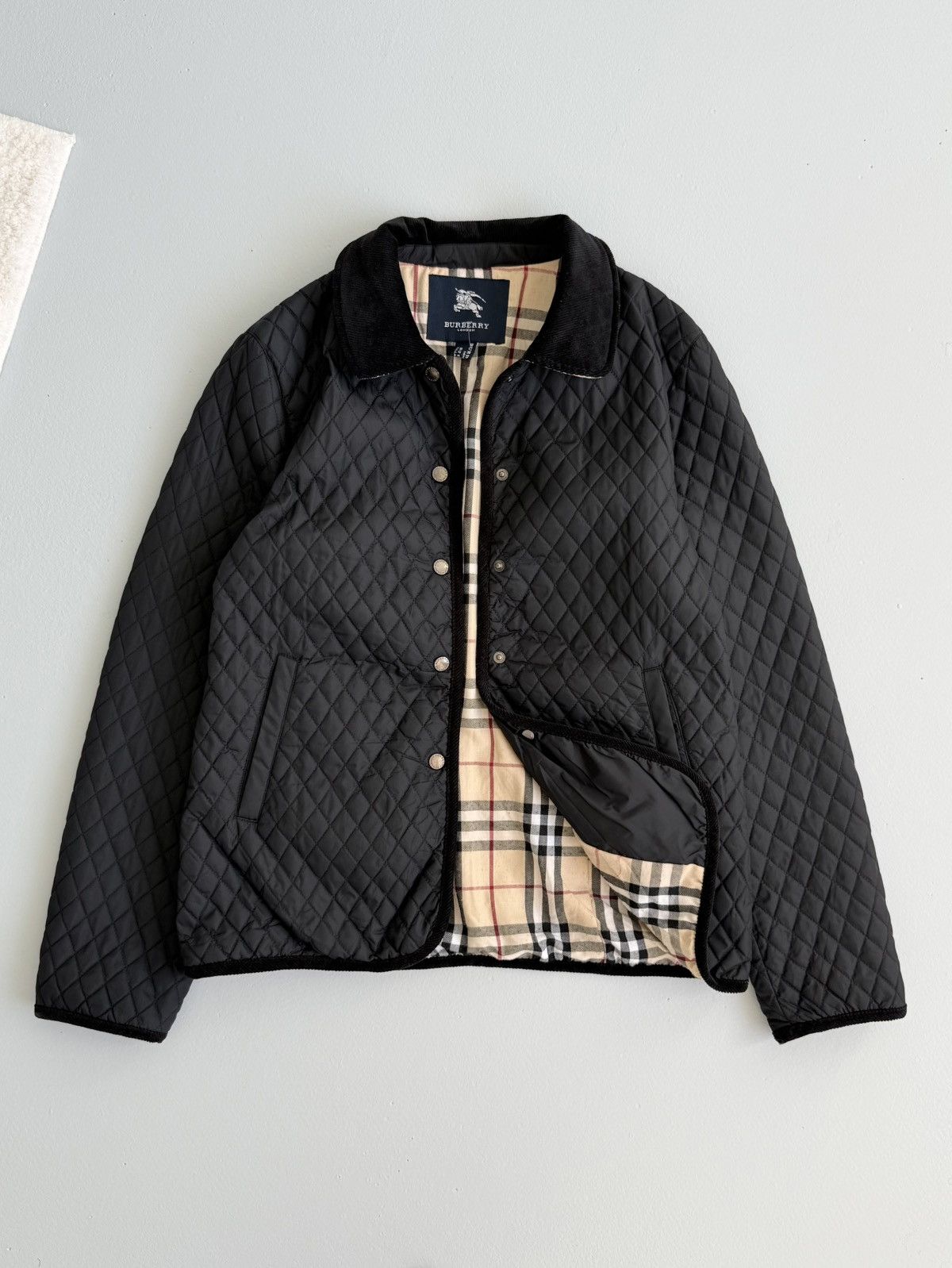 Burberry Burberry Quilted Jacket Corduroy Details Nowa Check Lining Size M / US 6-8 / IT 42-44 - 3 Thumbnail
