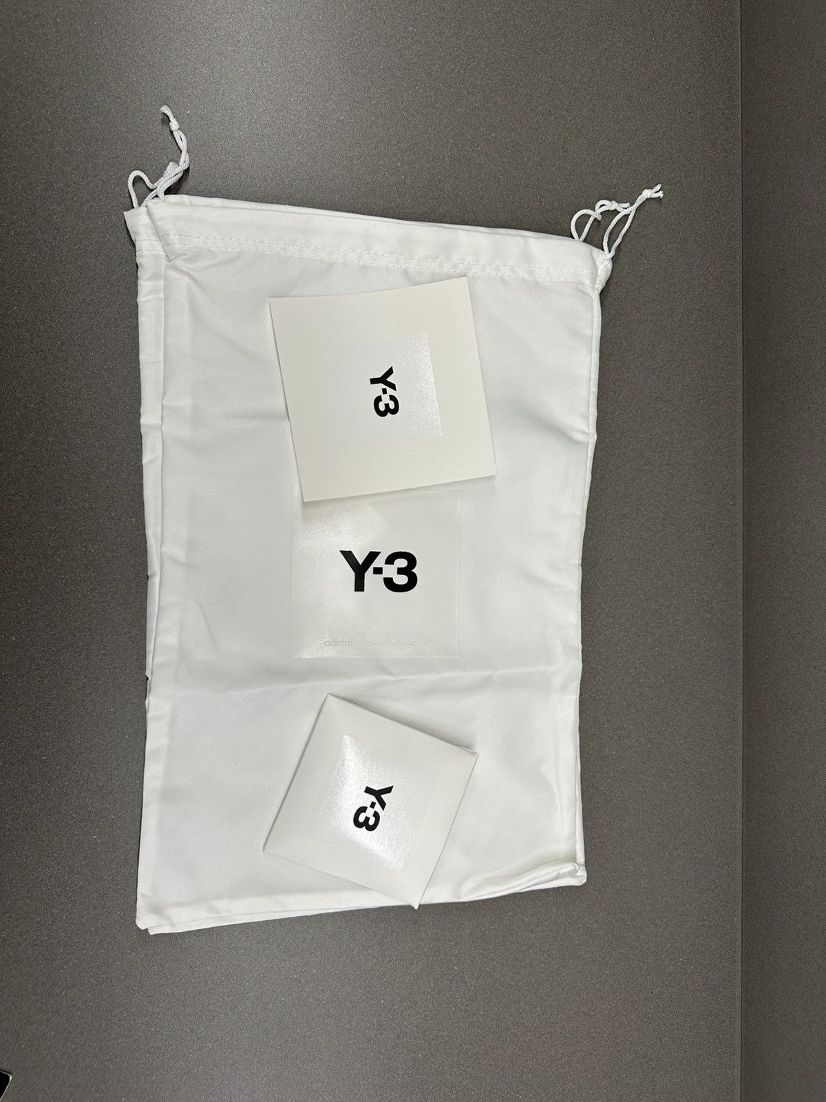 Y-3 Adidas Y-3 Ultra Boost 21 Size US 9 / EU 42 - 11 Thumbnail