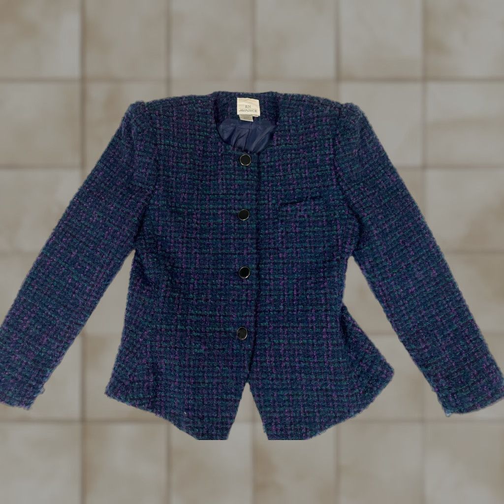 Vintage EN Avance Blazer Jacket Women 9 Blue Four-Button Casual Formal Wool Polyester Striped Notch Lapel Lightweight Mid-Length Modern Tuxedo Fall Winter Size M / US 6-8 / IT 42-44 - 1 Thumbnail
