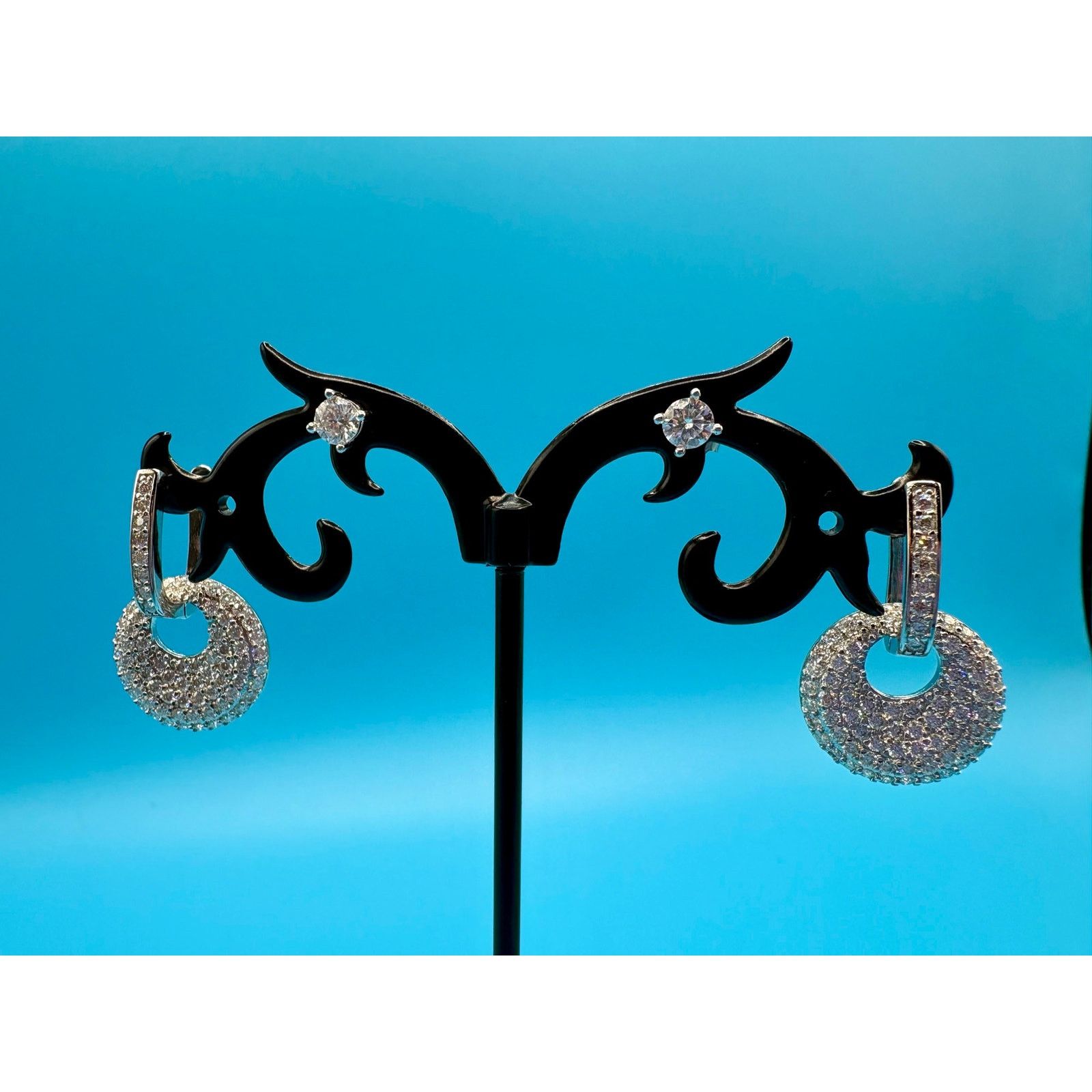 Jewelry NWT 2 Pair Moissanite Earring Bundle: Drop & Stud in Silver Size ONE SIZE - 2 Thumbnail