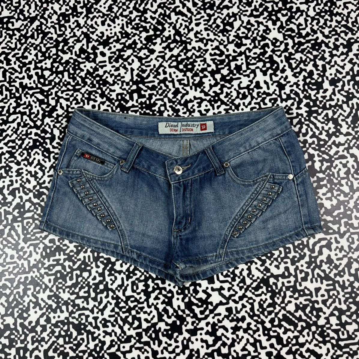 Diesel Vintage Y2K Diesel Japanese Style Retro Sexy Denim Shorts Size 30" / US 8 / IT 44 - 4 Thumbnail