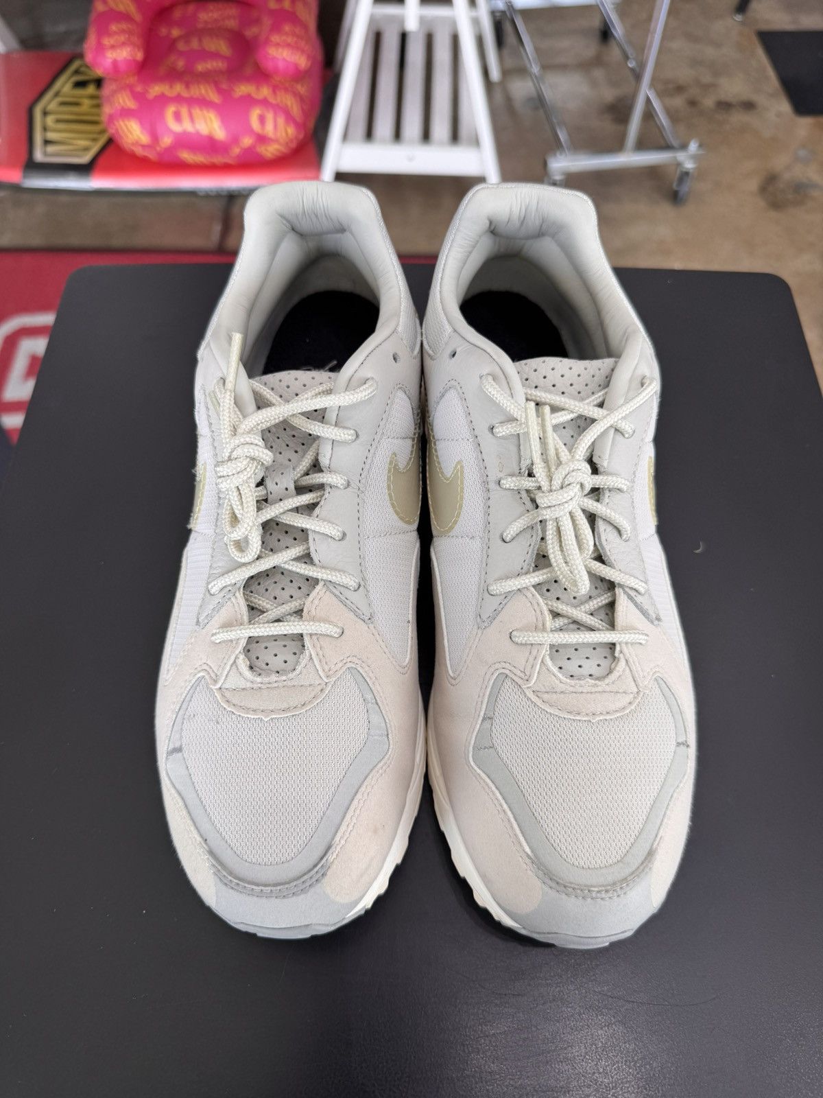 Fear of God × Nike Nike Air Skylon FOG Light Bone Size 9 (2019) Size US 9 / EU 42 - 2 Thumbnail