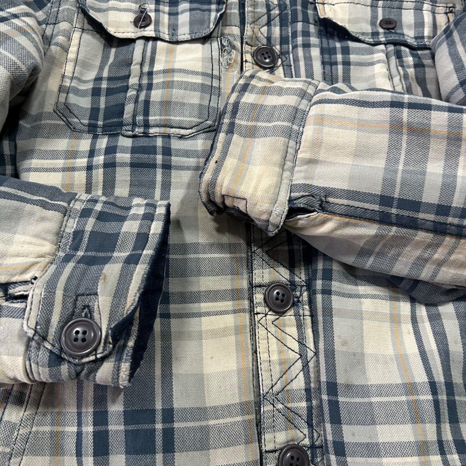 Vintage Thrashed Flannel Jacket Quilt Lined Button Up Plaid y2k Size US L / EU 52-54 / 3 - 6 Thumbnail