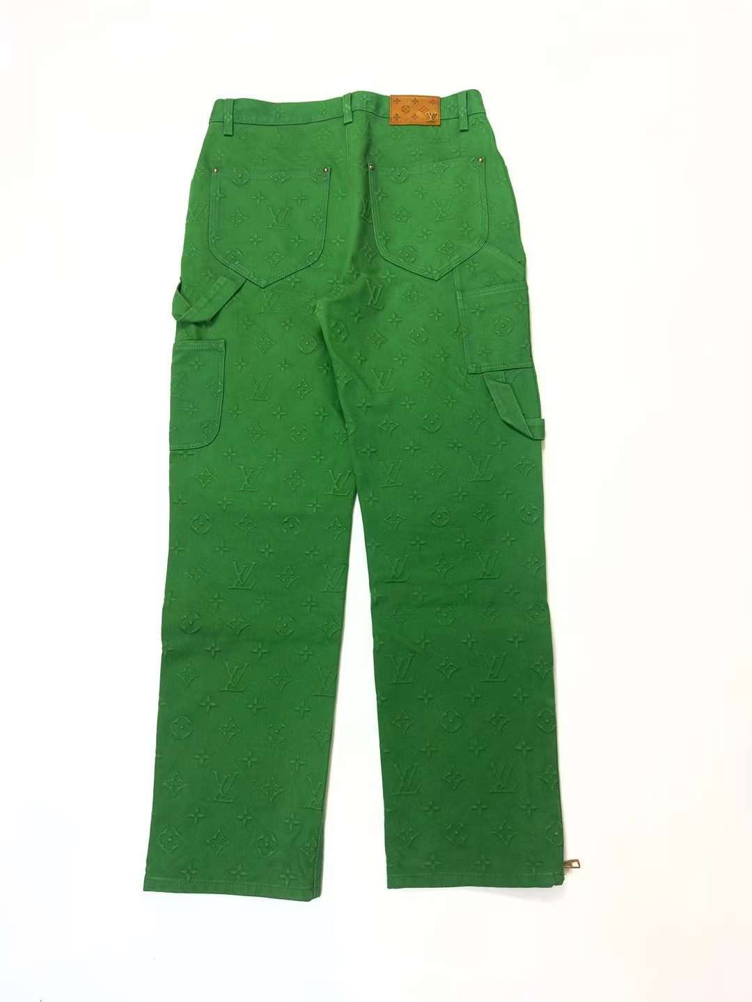 Louis Vuitton LOUIS VUITTON 34 Carpenter Embossed Monogram Denim Jeans Size US 34 / EU 50 - 3 Thumbnail