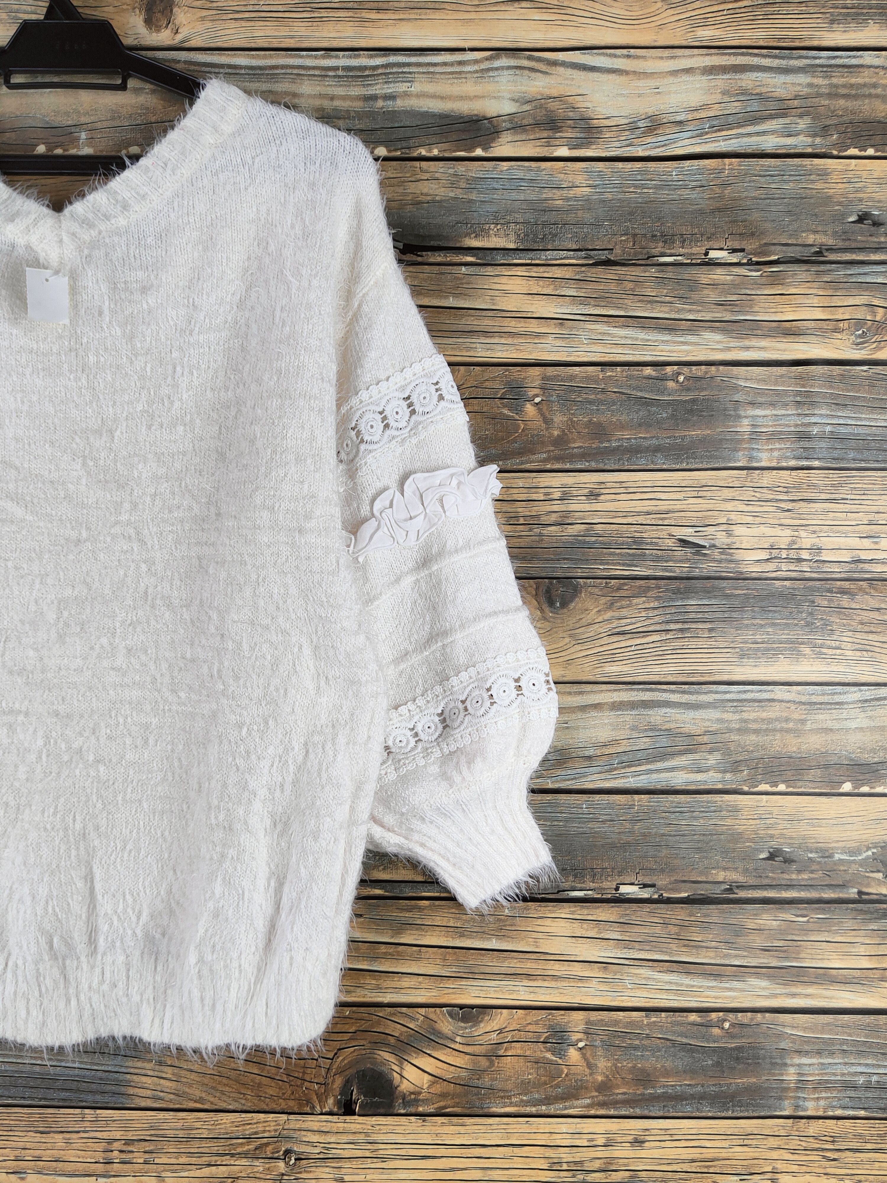 Japanese Brand DL Lilou de Chouchou Cream Fur Mohair Knitwear #46-520 Size M / US 6-8 / IT 42-44 - 10 Thumbnail