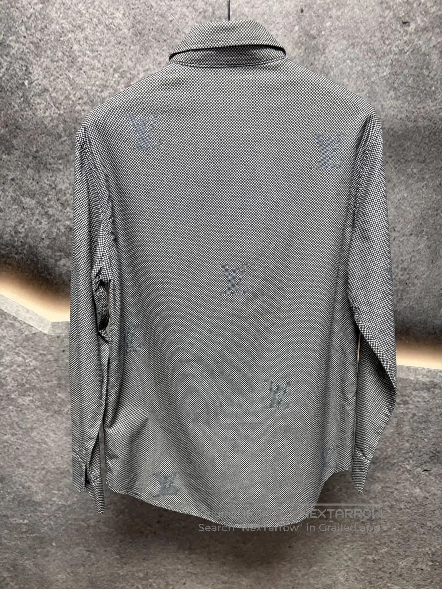 Louis Vuitton Louis Vuitton Gray Long-Sleeve Shirt S. Size US S / EU 44-46 / 1 - 2 Thumbnail