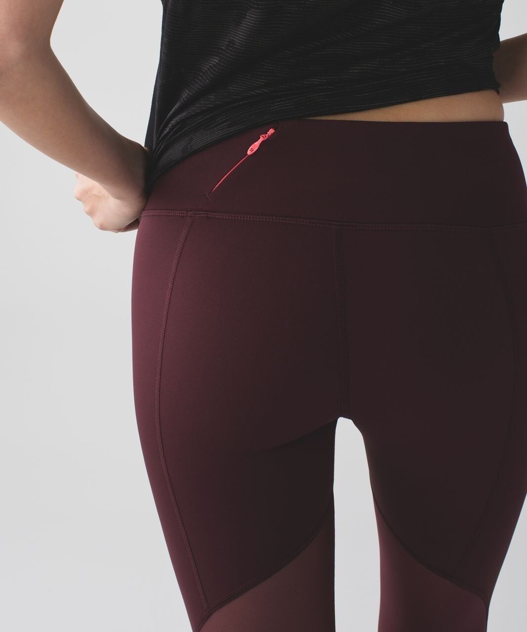 Lululemon Lululemon All Meshed Up 7/8 Tight Leggings Size 24" / US 00 / IT 34 - 11 Thumbnail
