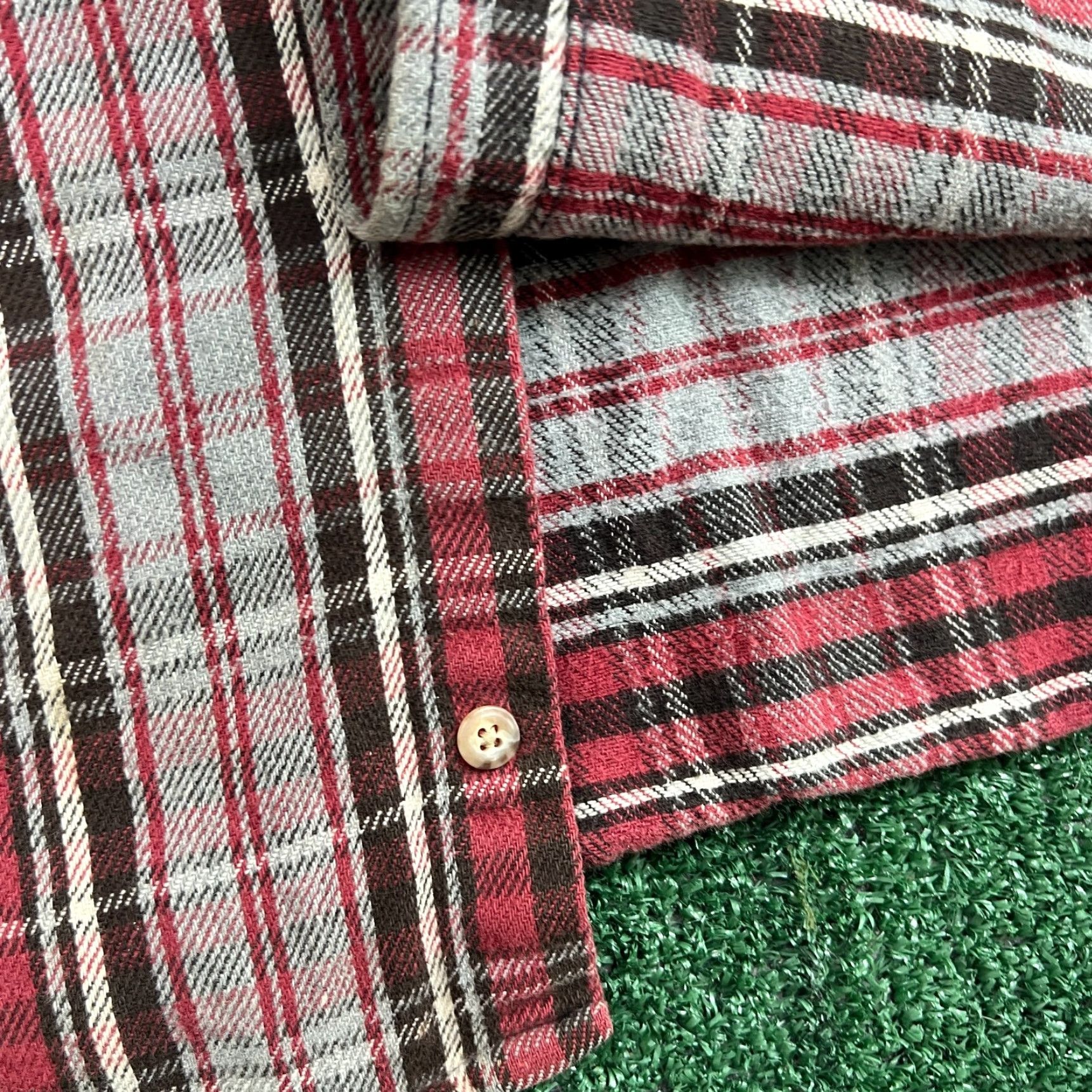 Carhartt VINTAGE Carhartt Plaid Flannel Button Up Shirt Mens XL Red 90s Heavyweight Long Sleeve Size US XL / EU 56 / 4 - 6 Thumbnail