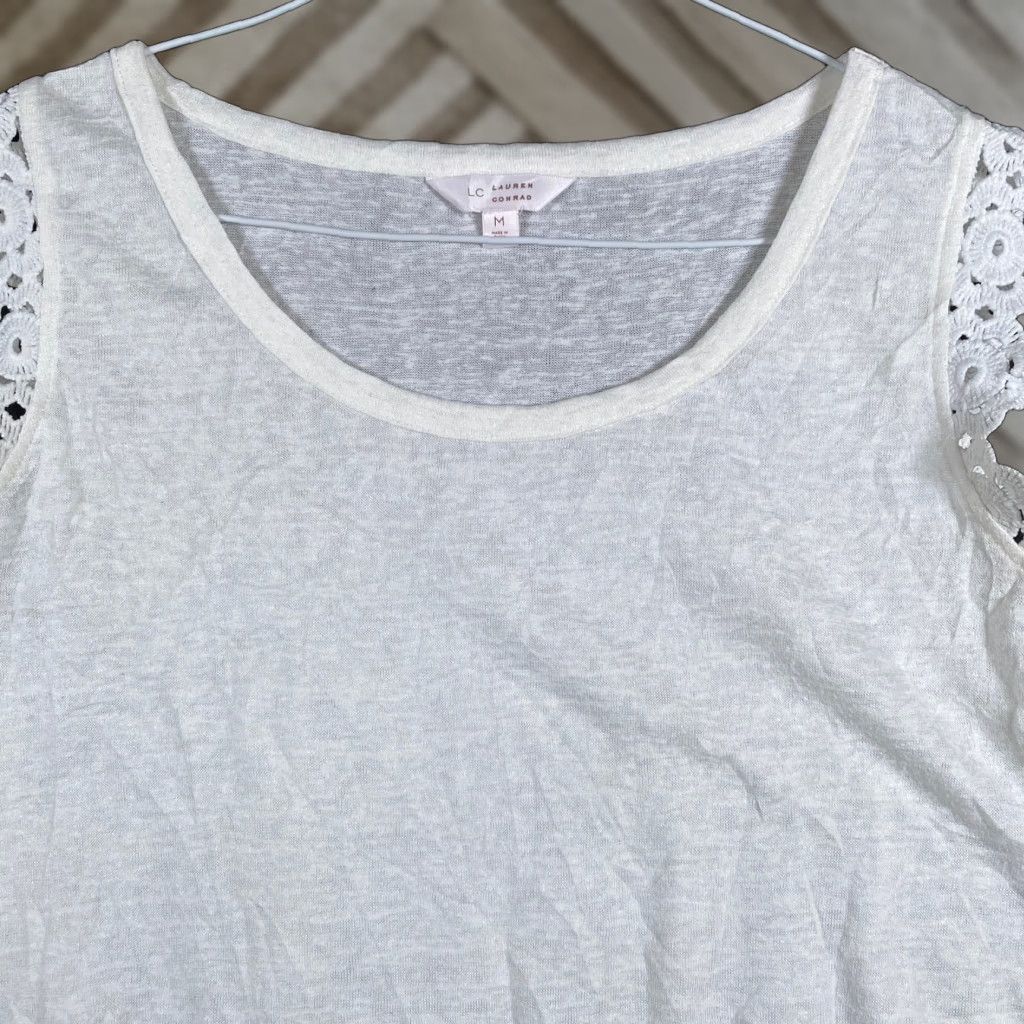 Lauren Conrad LC Lauren Conrad Womens Shirt White Semi Sheer Lace Short Sleeve Stretch M Size M / US 6-8 / IT 42-44 - 1 Thumbnail