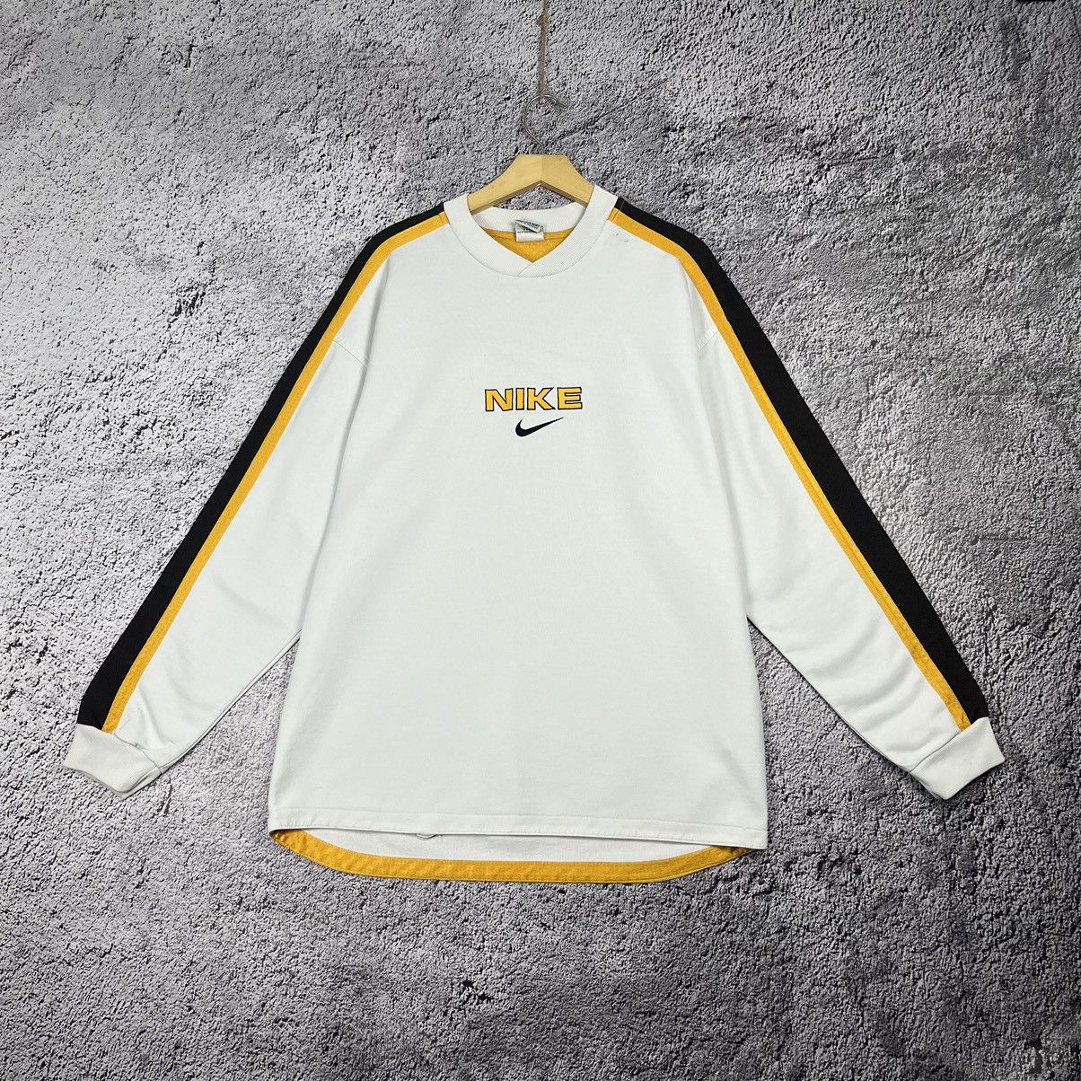 Nike × Vintage ⭐️VINTAGE⭐️ Nike 90s Sport White centre logo Sweatshirt Size US M / EU 48-50 / 2 - 1 Thumbnail
