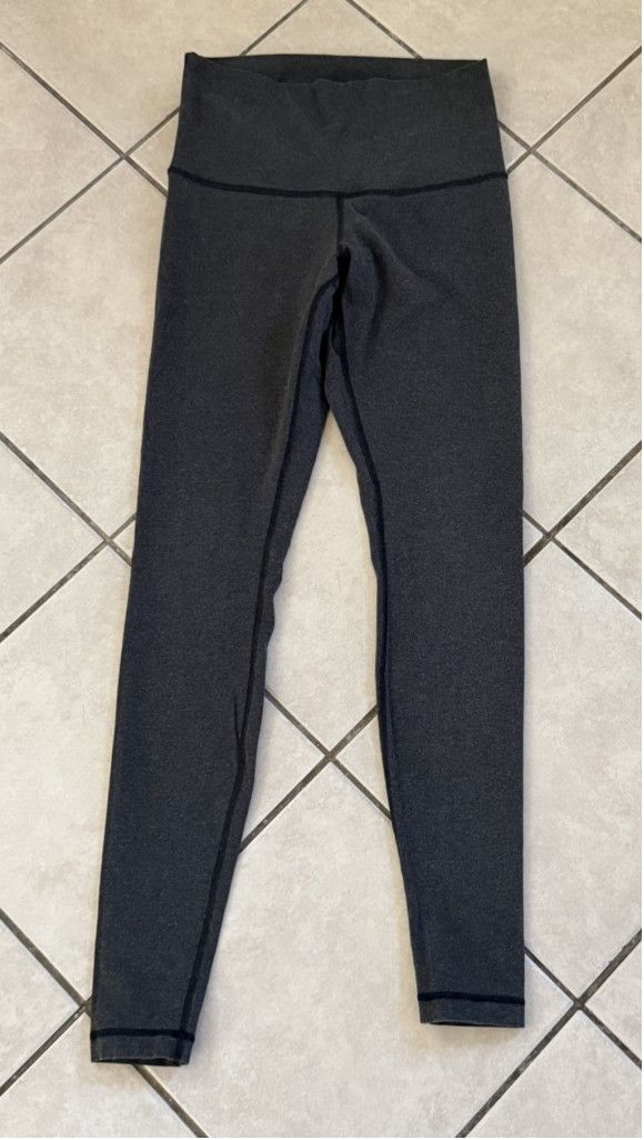 Lululemon LULULEMON HIGH RISE 30” GRAY COLOR SIZE 8 Waist 13.5” Size 30" / US 8 / IT 44 - 7 Thumbnail
