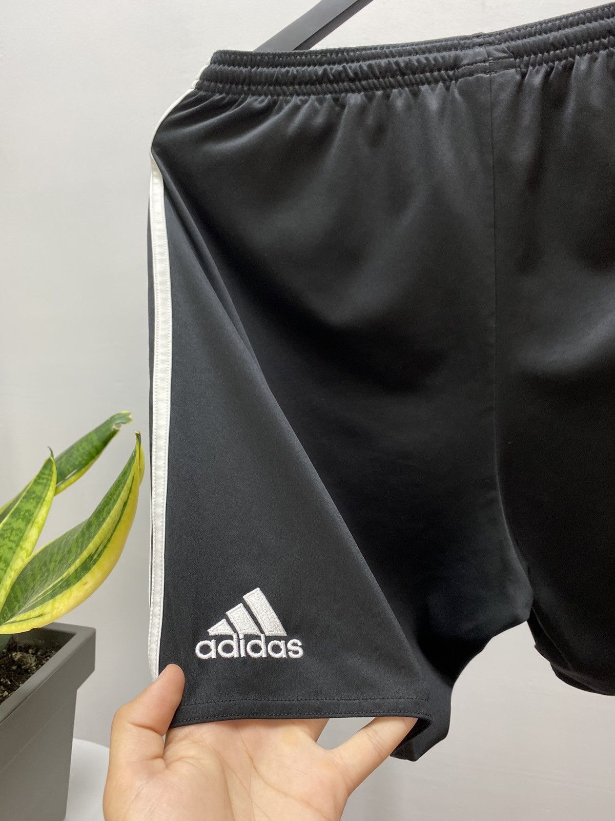Adidas Adidas Manchester United 2017 Football Soccer Shorts Size US 34 / EU 50 - 19 Thumbnail
