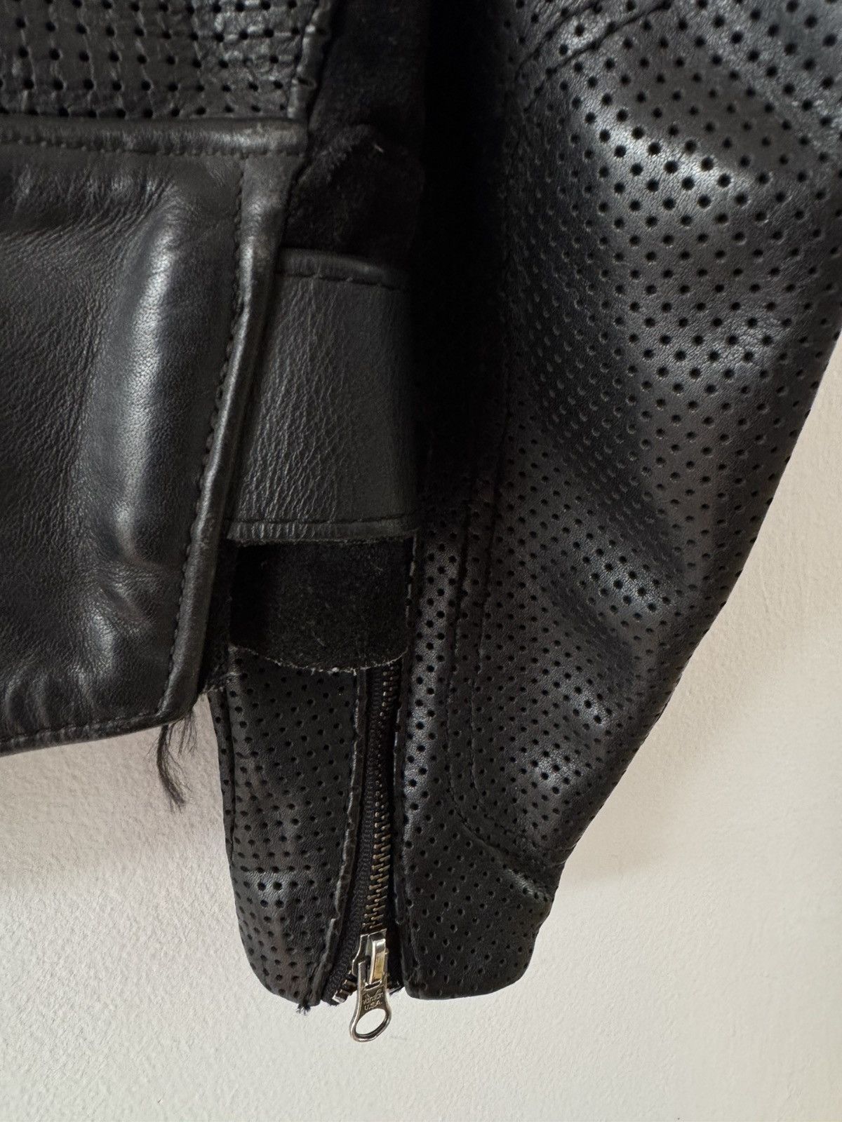 Vanson Leathers Black Vanson Leather Racer Size US M / EU 48-50 / 2 - 7 Thumbnail