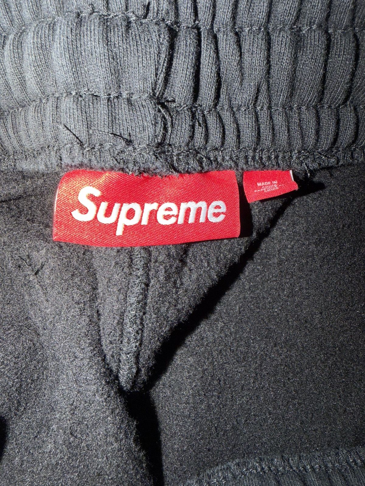 Supreme Supreme ‘Washed Old English’ Sweatpant Size US 30 / EU 46 - 5 Thumbnail