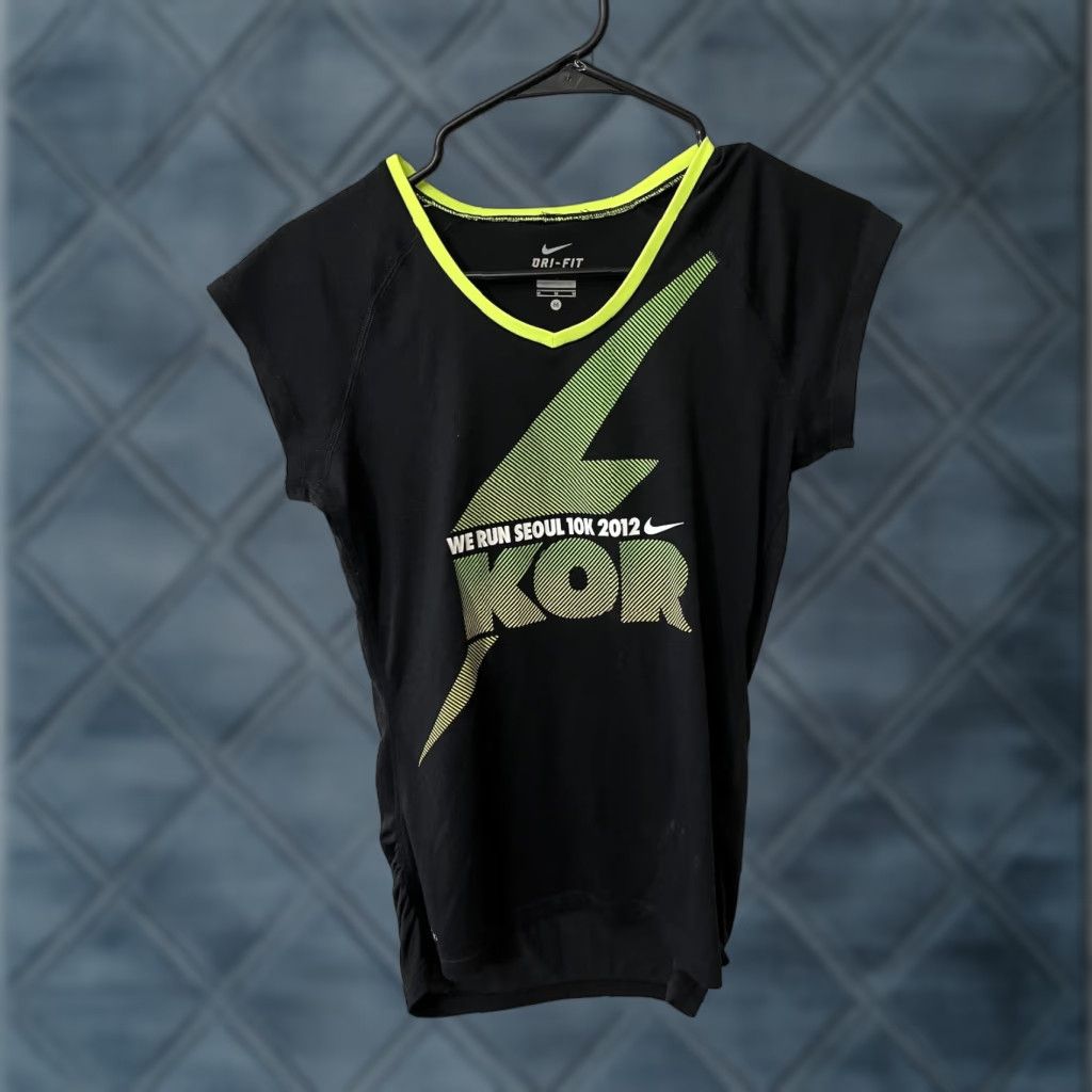 Nike Nike 10K 2012 We Run Seoul Dri-Fit Running Tank Top Womens Sleeveless Medium Size M / US 6-8 / IT 42-44 - 1 Thumbnail