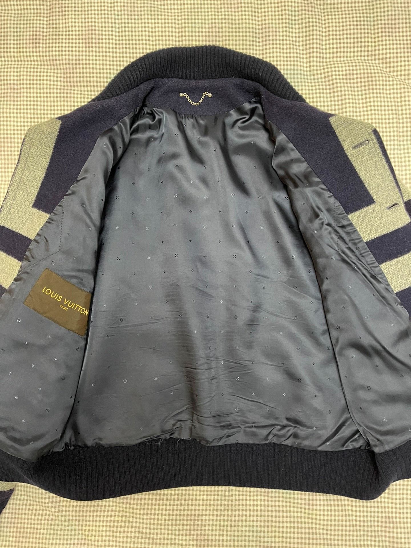 Louis Vuitton Louis Vuitton jacket Nextarrow-2412 Size US L / EU 52-54 / 3 - 4 Thumbnail