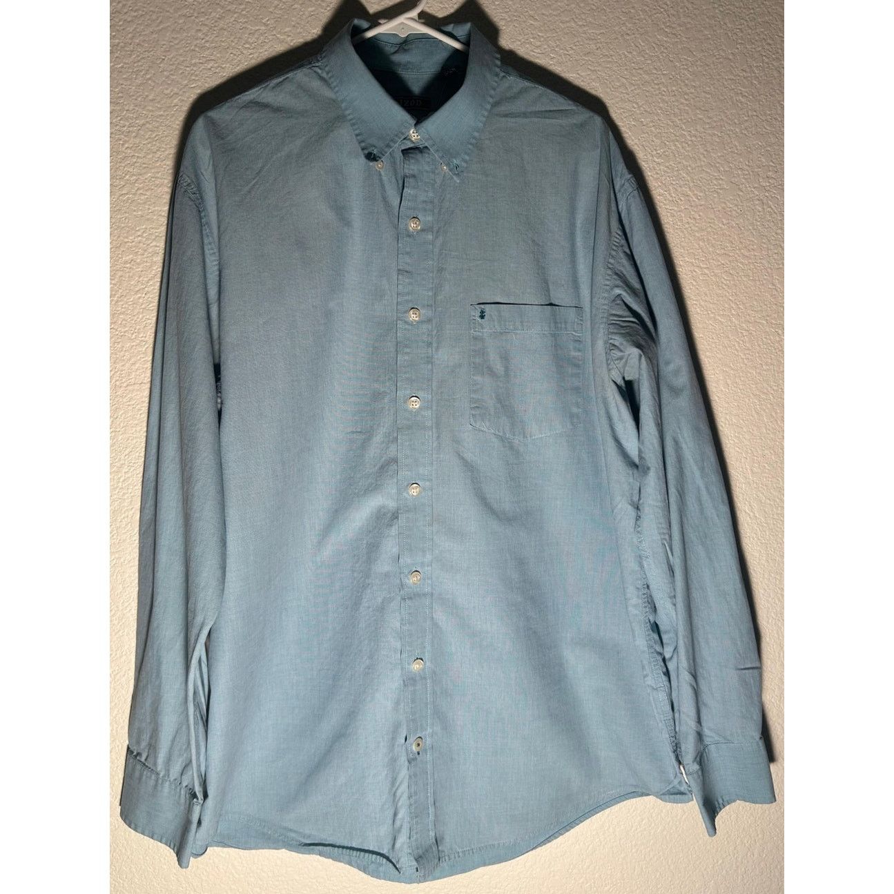 Izod IZOD Men's Light Blue Button-Down Dress Shirt - XL Size US XL / EU 56 / 4 - 1 Thumbnail