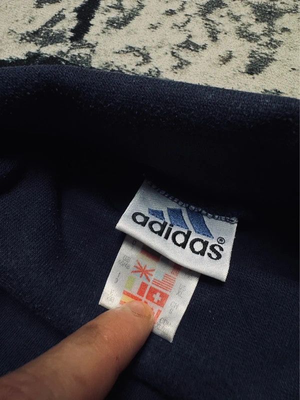 Adidas vintage blue XL logo turtleneck sweatshirt 90s navy blue Size US XL / EU 56 / 4 - 3 Thumbnail
